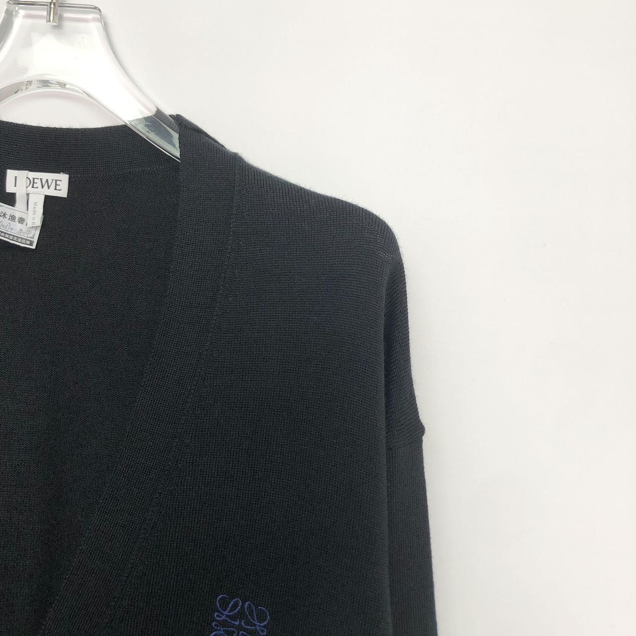 Loewe Loewe V-neck Loose Long Sleeve Knitwear Men Black K26WX Size US M / EU 48-50 / 2 - 3 Thumbnail