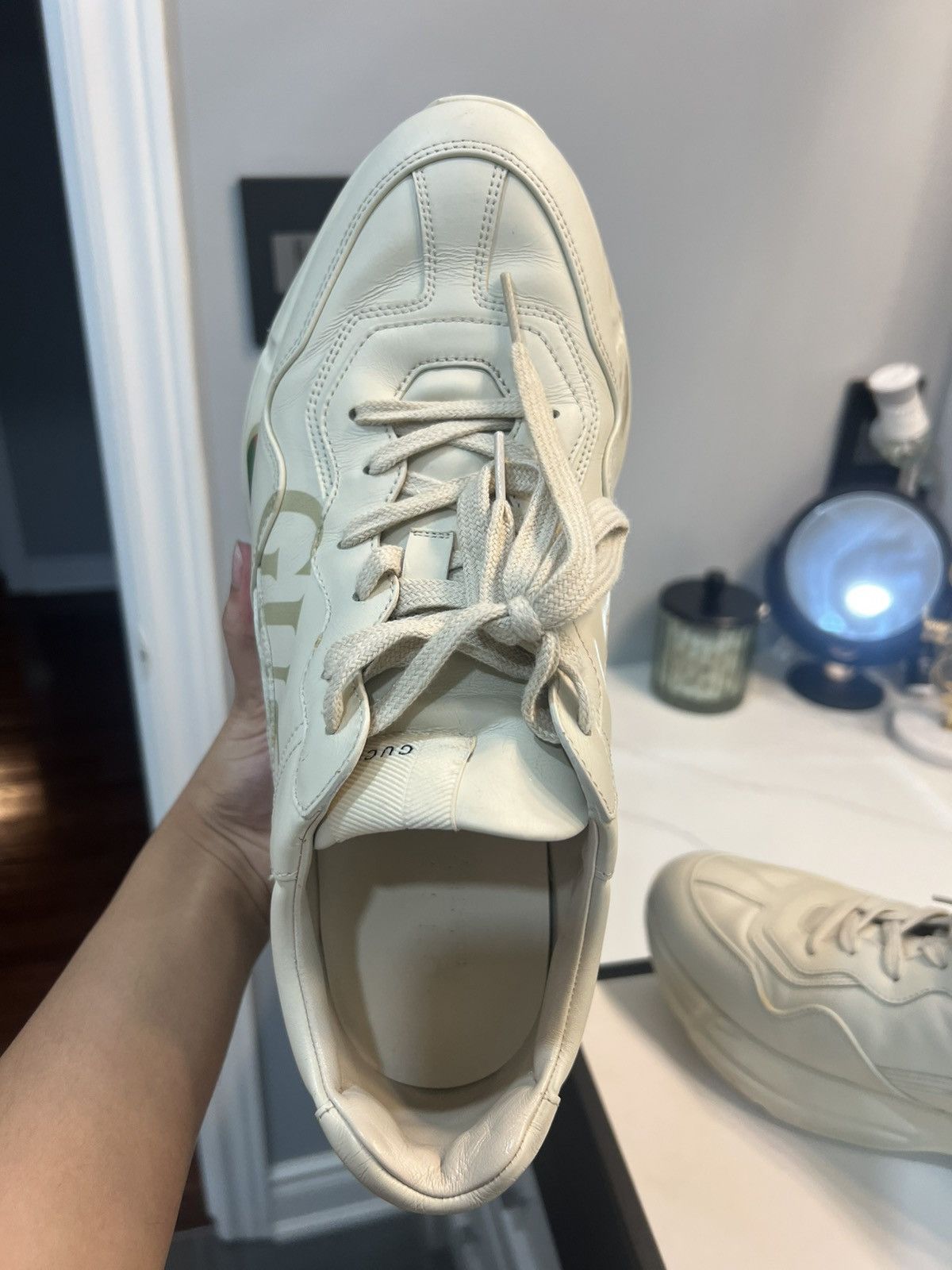 Gucci MEN'S RHYTON TRAINER WITH GUCCI LOGO Size US 10 / EU 43 - 11 Thumbnail