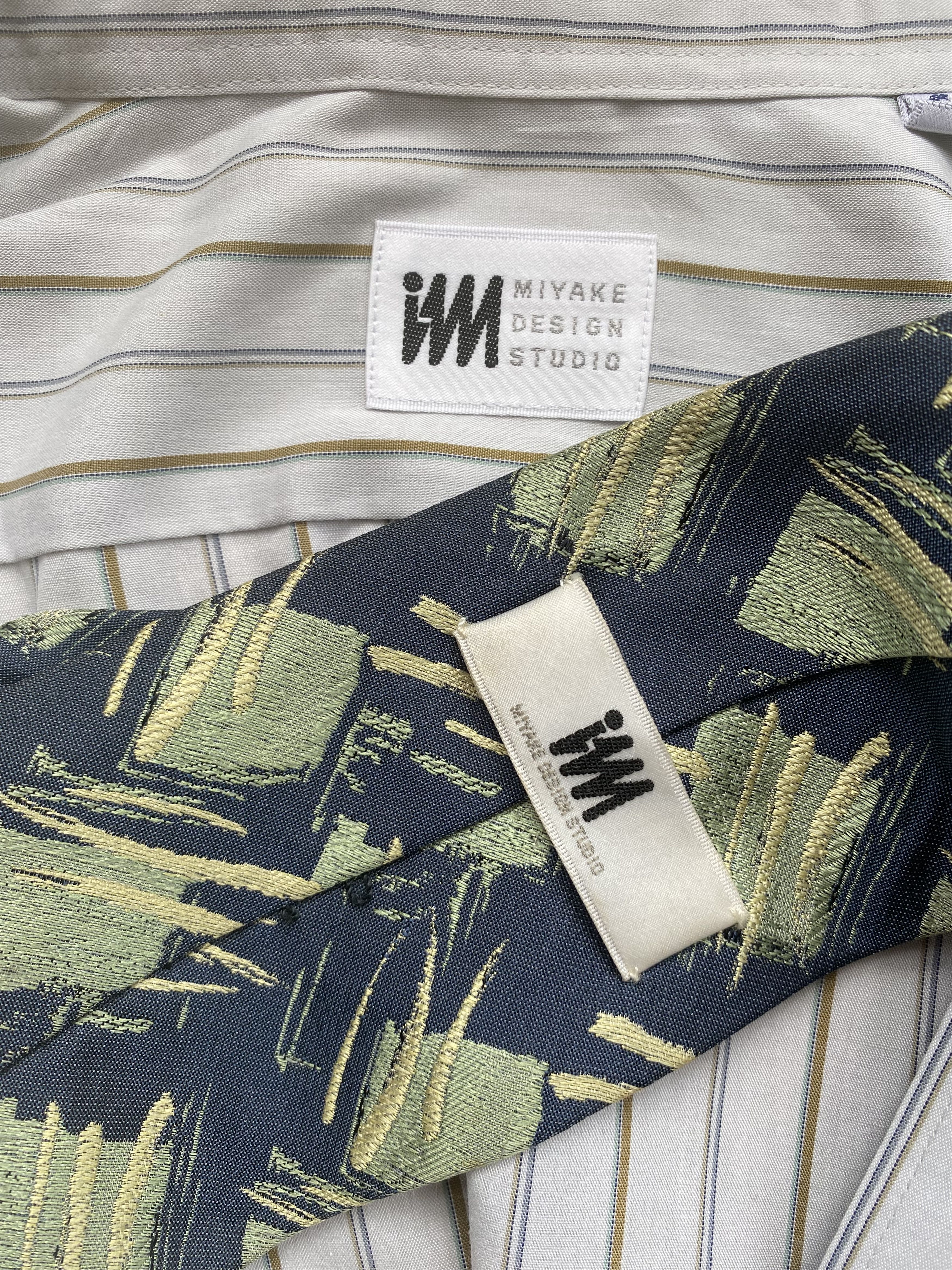Issey Miyake Issey Miyake Striped Button Up With Tie Size US M / EU 48-50 / 2 - 3 Thumbnail