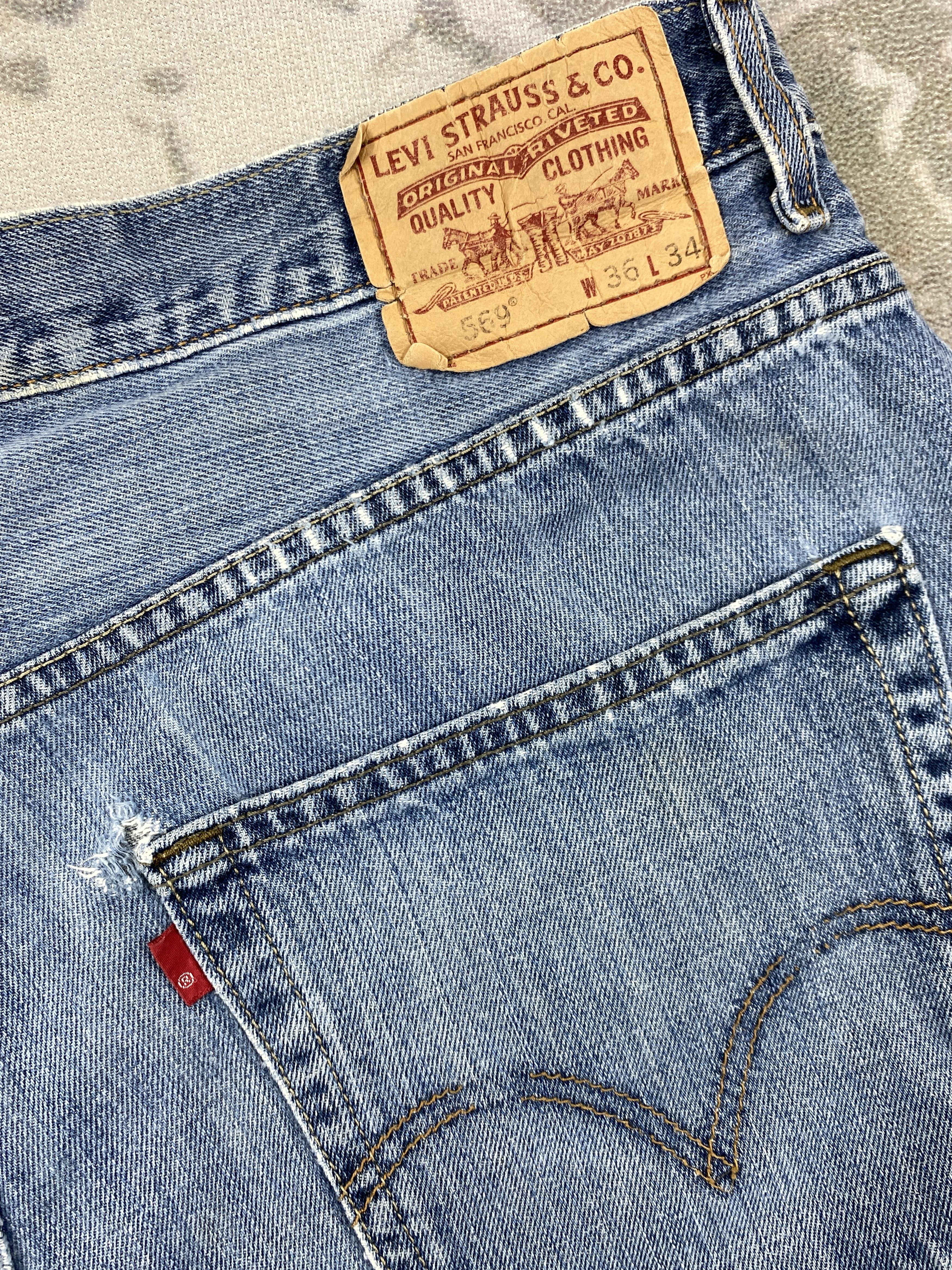 Levi's Distressed Vintage Levi's 569 Loose Denim 36 x 32.5 -JN729 Size US 36 / EU 52 - 12 Thumbnail