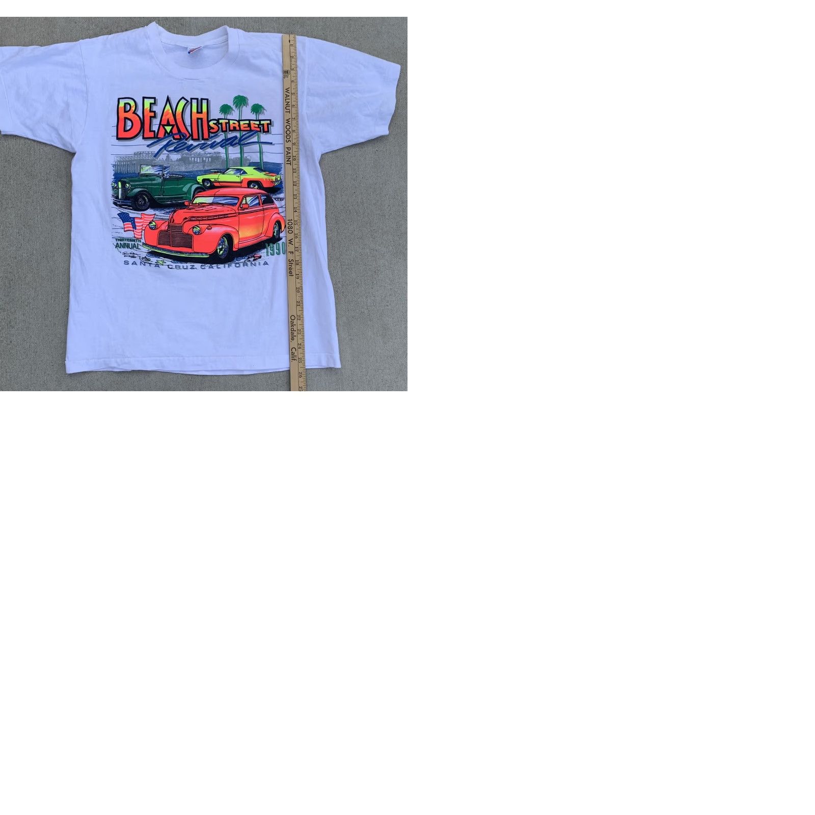 Fruit Of The Loom VINTAGE Beach Street Revival 1990 Santa Cruz T-Shirt neon graphics Classic Cars Shirt Unisex L White 1990s Graphics Tee Girls/Mens? Size US L / EU 52-54 / 3 - 9 Thumbnail