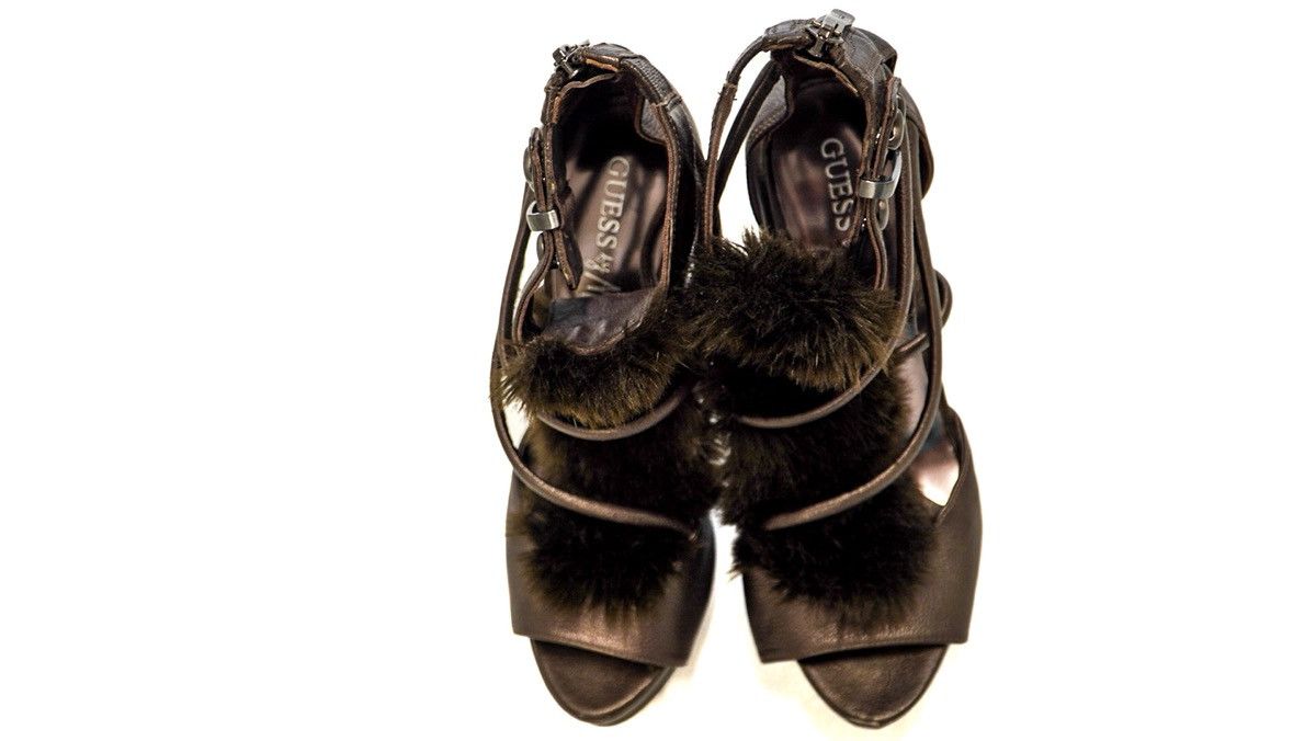 Guess Guess Vintage Fur Heels Size US 7.5 / IT 37.5 - 5 Thumbnail