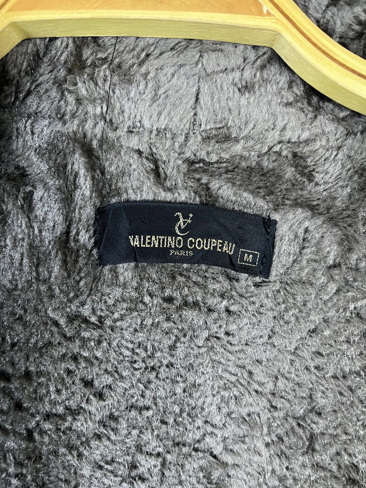 Vintage Valentino Coupeau Paris Fur Lined Vest Size US M / EU 48-50 / 2 - 8 Thumbnail
