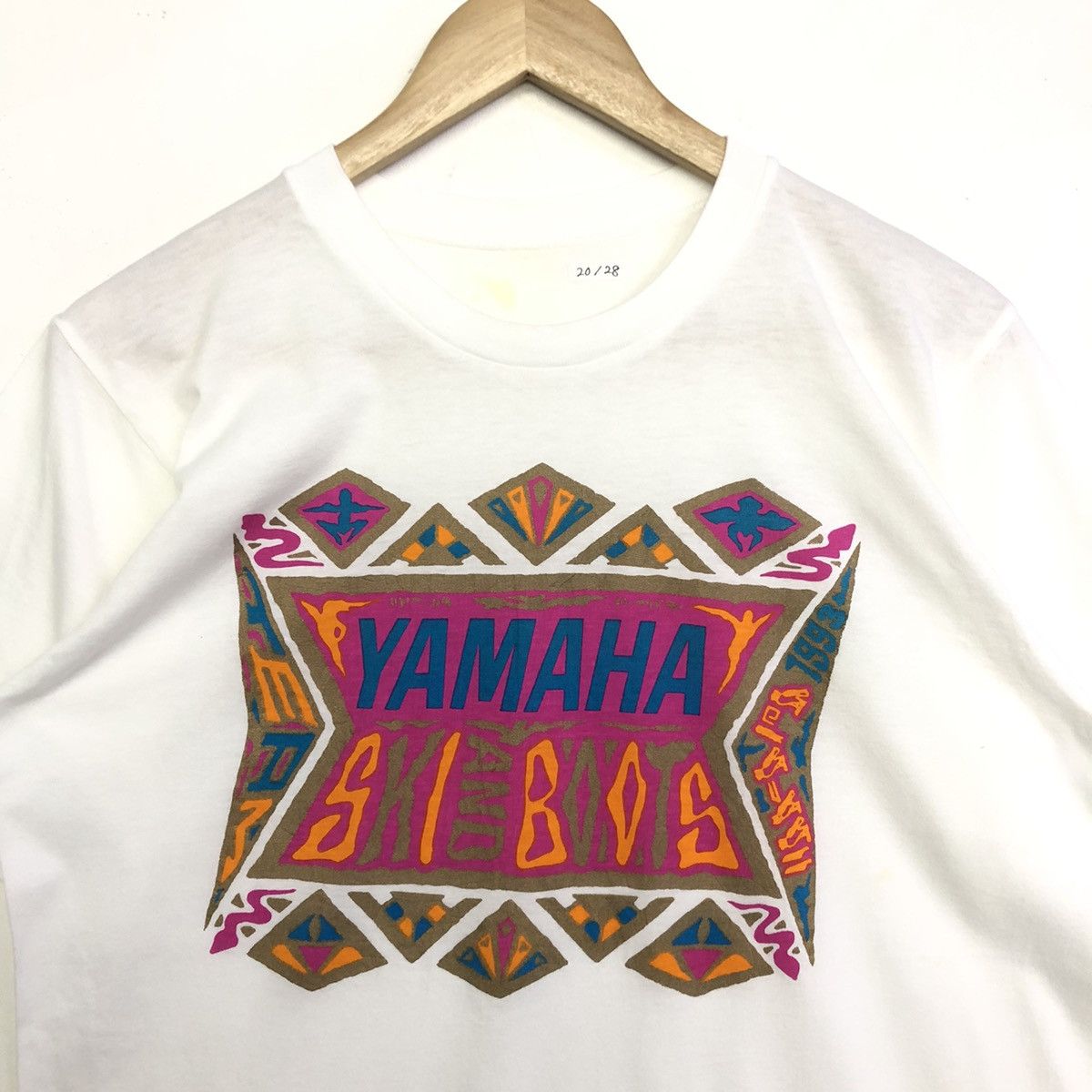 Vintage × Yamaha Vintage Yamaha Ski And Boots Grafiti Motive Tshirt Size US M / EU 48-50 / 2 - 2 Thumbnail