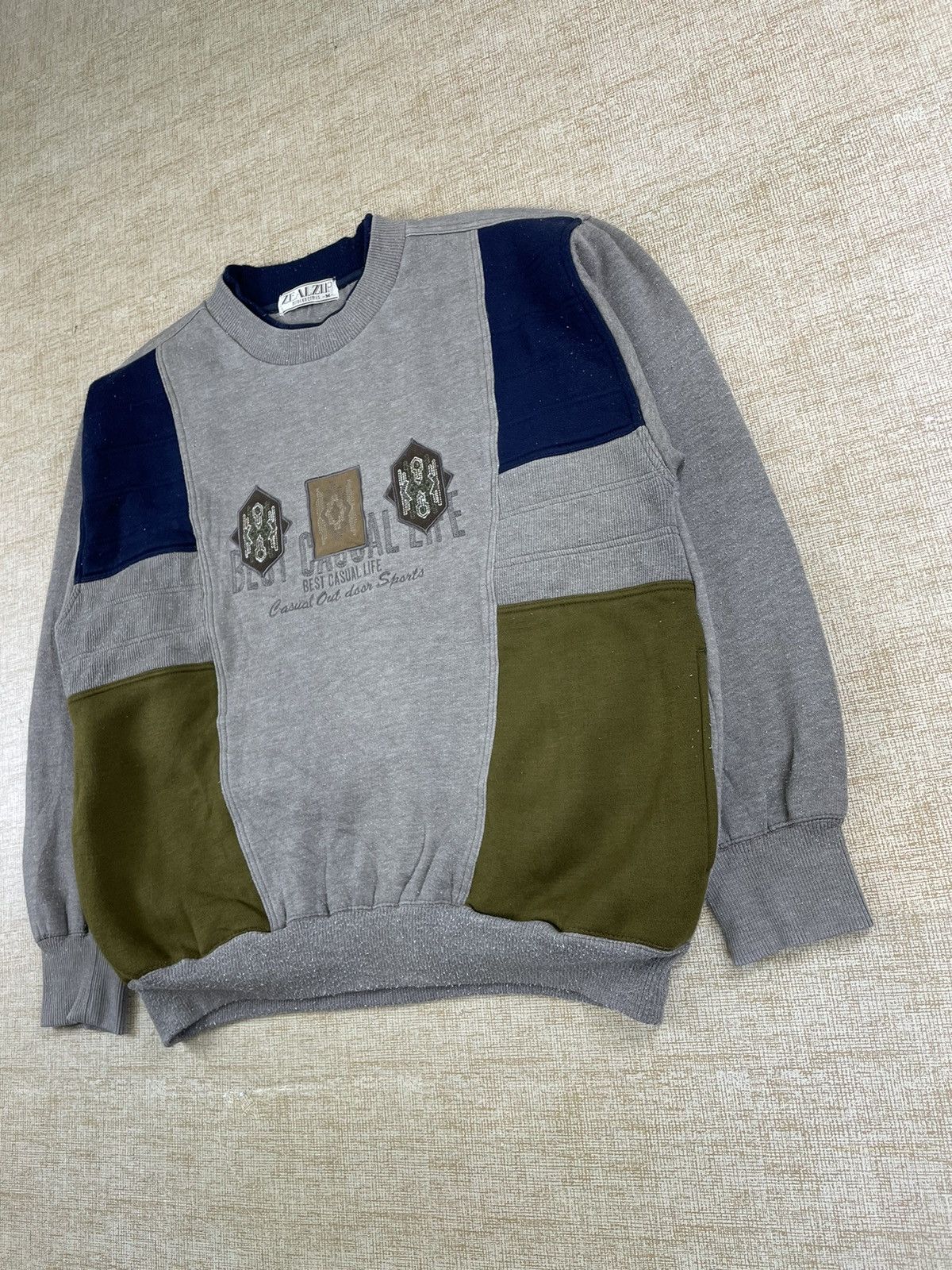 Designer × Japanese Brand × Vintage VINTAGE ZEALZIP JAPAN Designer Embroidered Logo Sweatshirt Size US M / EU 48-50 / 2 - 3 Thumbnail