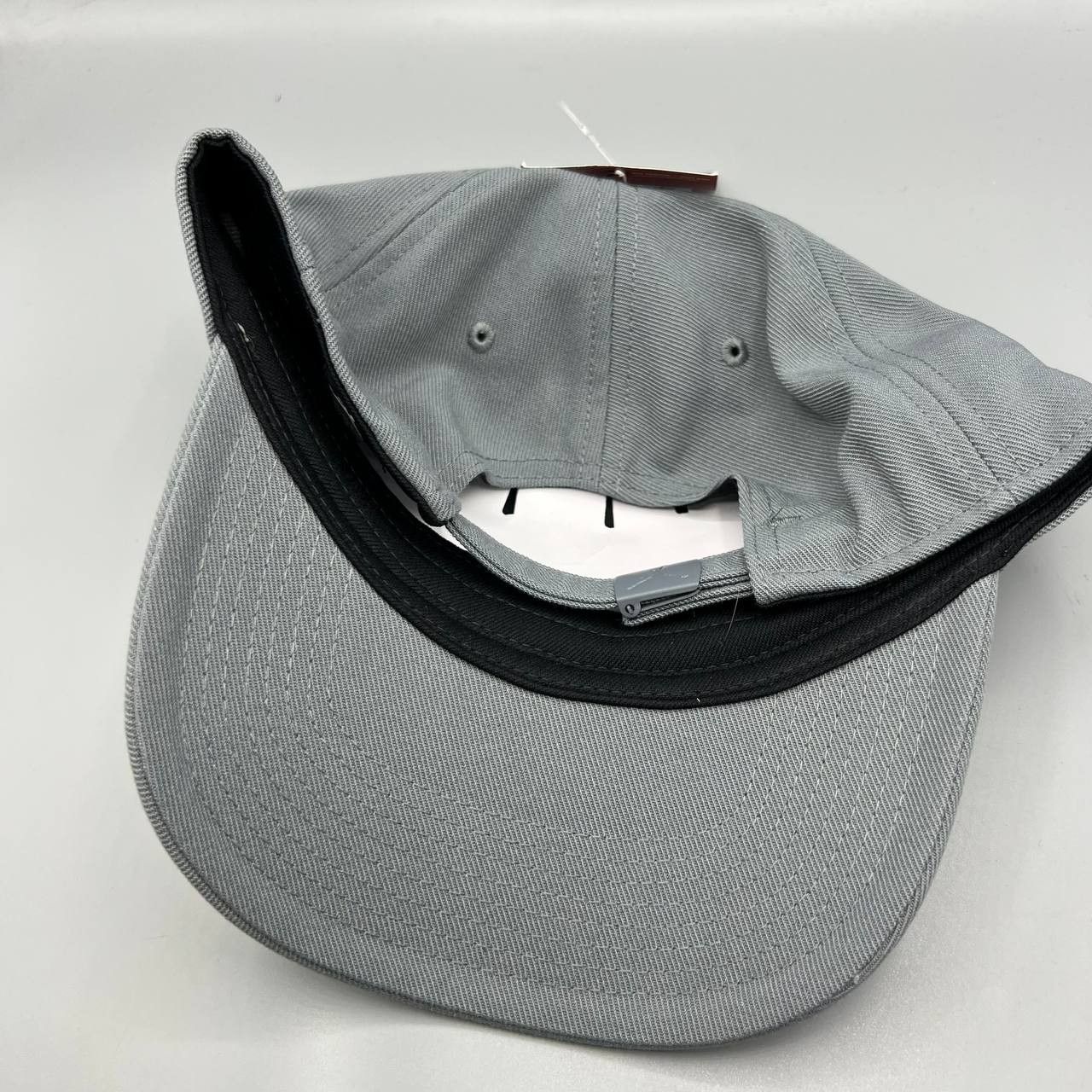 Jordan Brand Air Jordan Hat Men Embroidered Logo Strap Back Cap New Size ONE SIZE - 7 Thumbnail