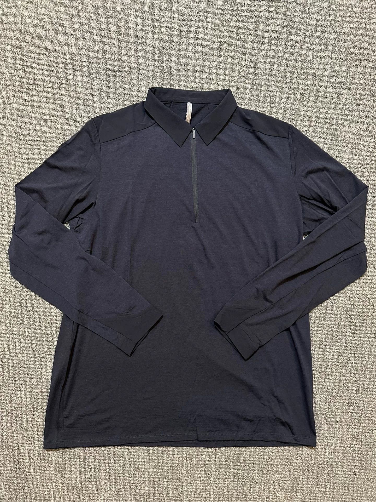 Veilance navy wool long sleeve polo shirt Size US L / EU 52-54 / 3 - 1 Thumbnail