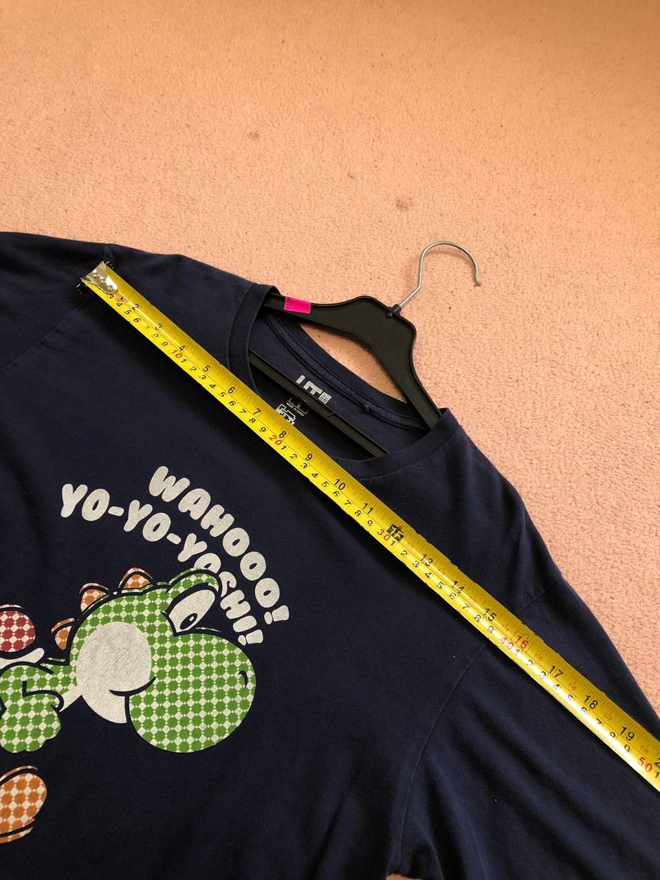 Uniqlo Uniqlo T-shirt Graphique Super Mario Nintendo Yoshi Size S Size US S / EU 44-46 / 1 - 7 Thumbnail