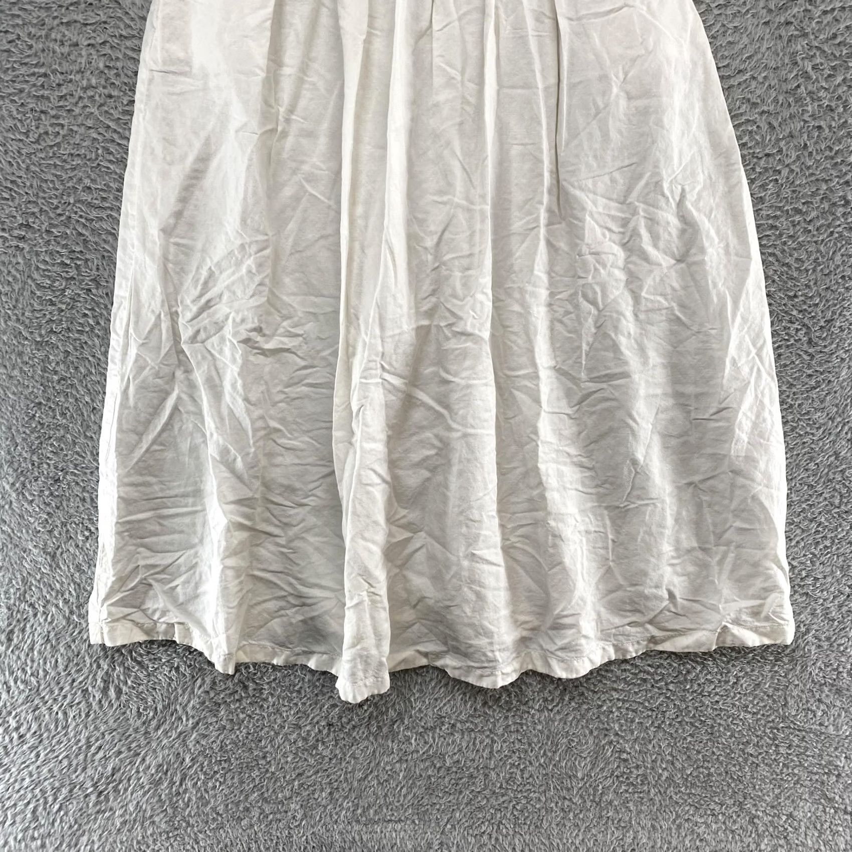 Uniqlo Uniqlo Sundress Womens S White Smocked Square Neck Midi Linen Dress Fit Flare Casual Travel Sleeveless Size S / US 4 / IT 40 - 2 Thumbnail