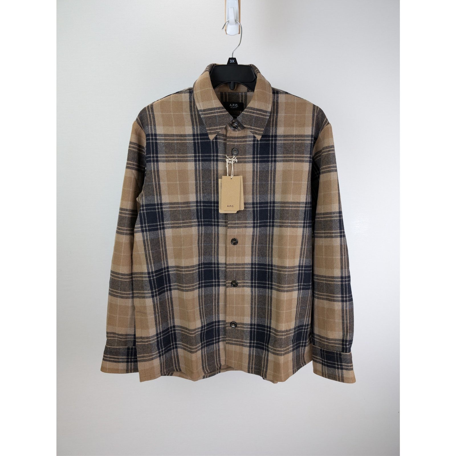 A.P.C. o1rshd1 Surchemise Bobby Button up Shirt in Dark Navy/Beige Size US M / EU 48-50 / 2 - 2 Thumbnail