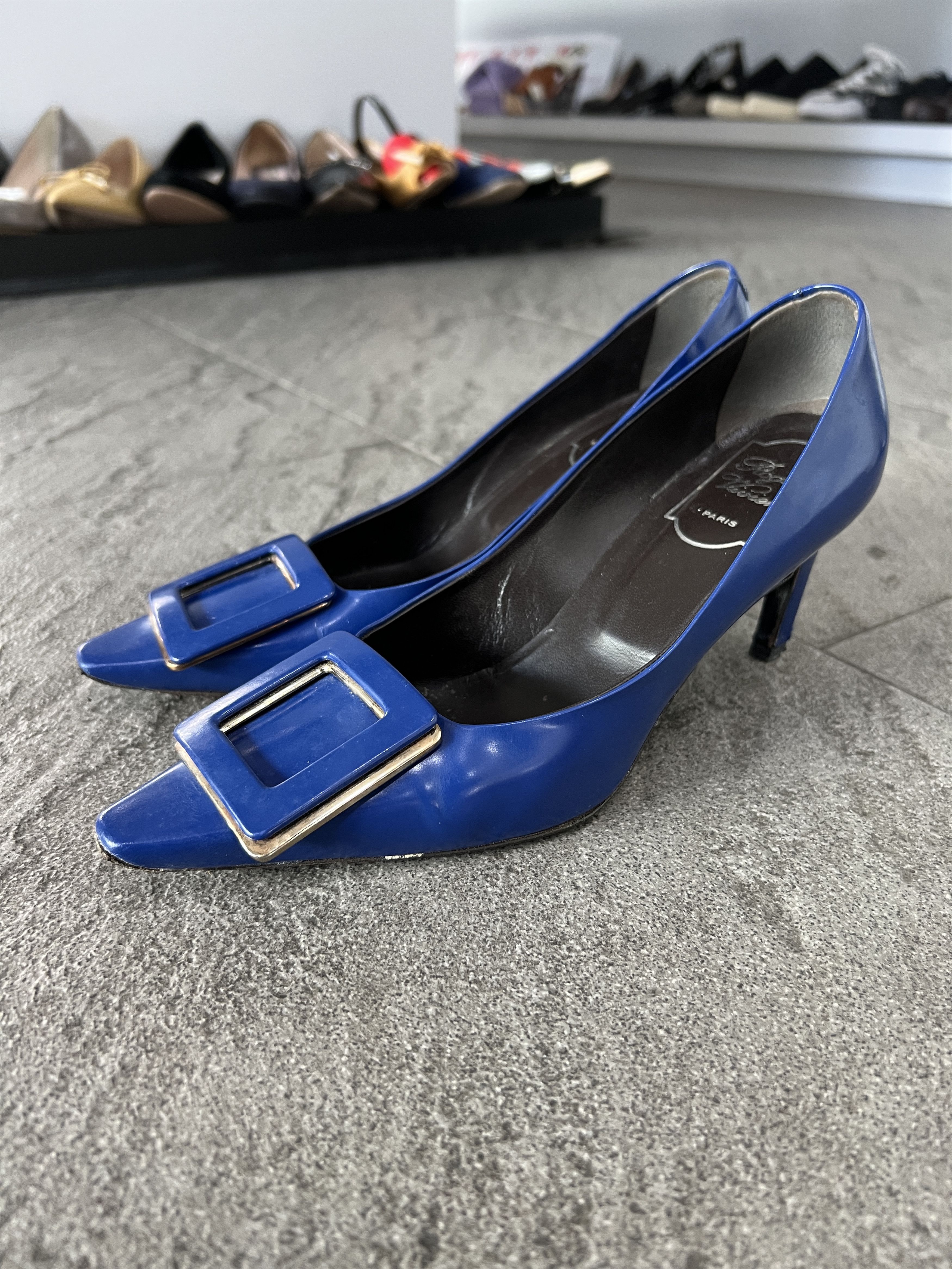 Roger Vivier Roger Vivier Buckle Heels Blue Patent Pumps Size US 6 / IT 36 - 4 Thumbnail