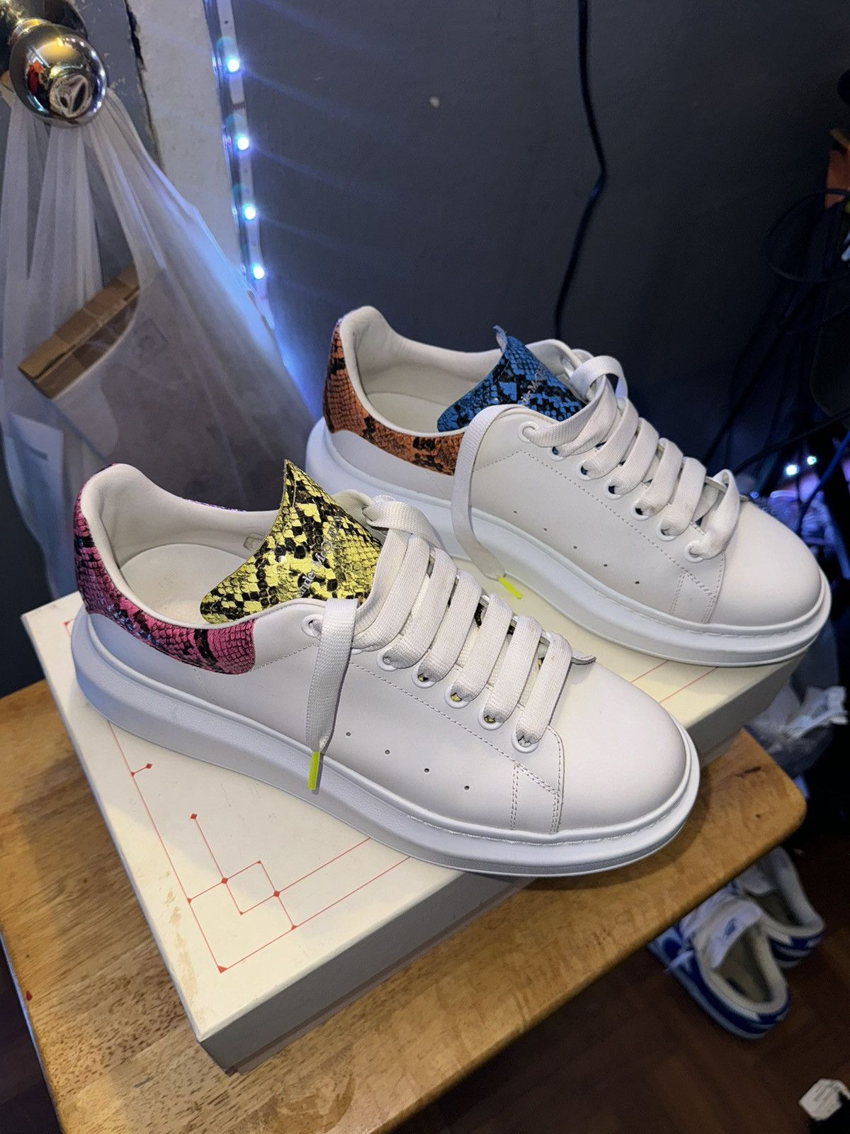 Multicolor alexander mcqueen sneakers hotsell