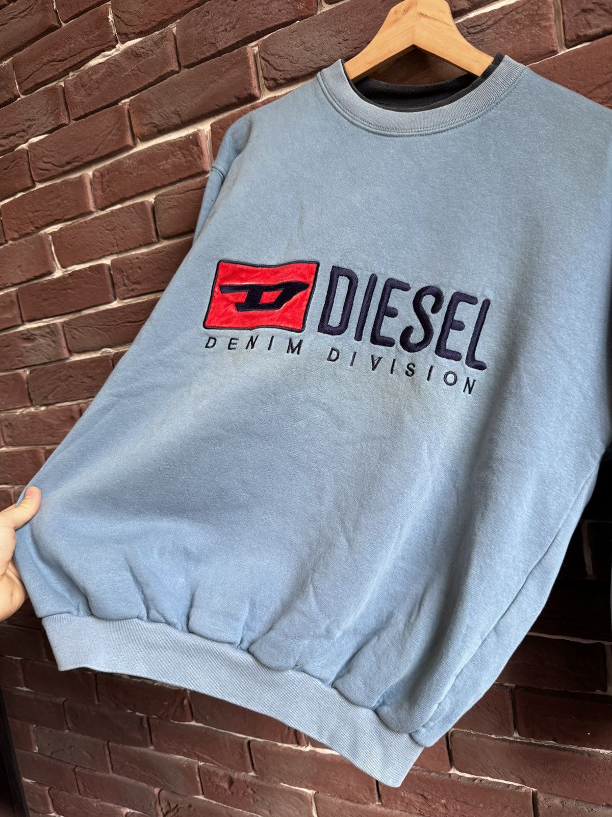 Diesel Diesel sweatshirt vintage big logo crew neck blue 90s Size US S / EU 44-46 / 1 - 5 Thumbnail