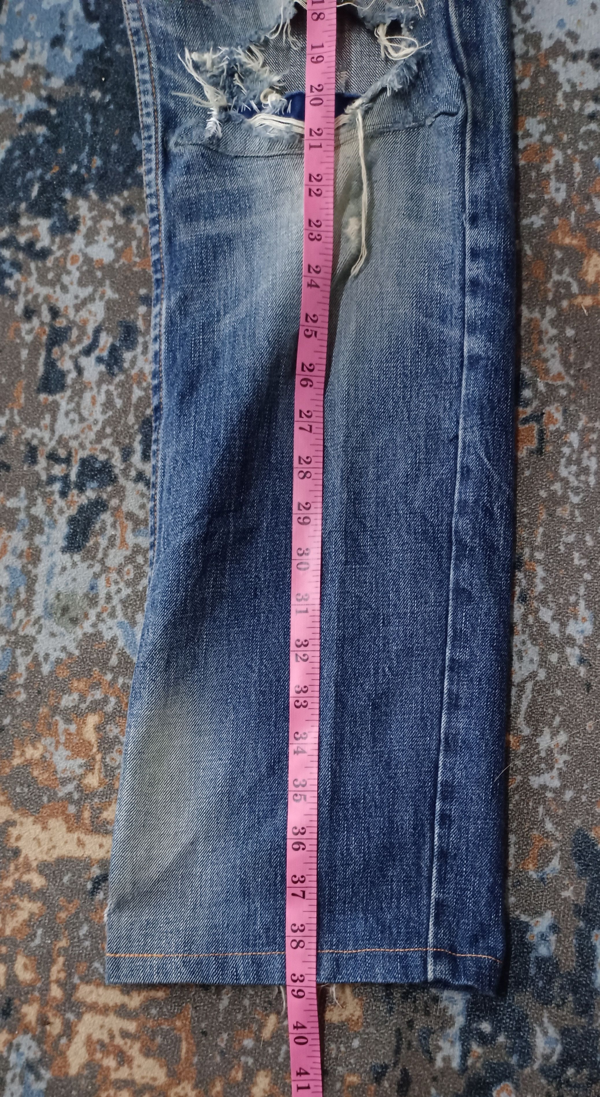 Japanese Brand 🔥Vintage Red Pepper embroidered VINTAGE 71 Distressed jeans Size US 31 - 23 Thumbnail