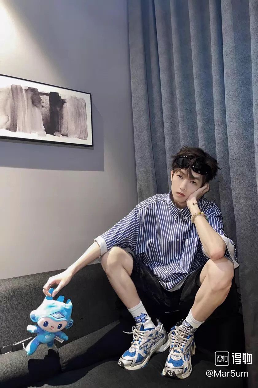 Balenciaga BALENCIAGA Blue Striped Lock Embroidery Shirt 37 (95% New) Size US XS / EU 42 / 0 - 5 Thumbnail