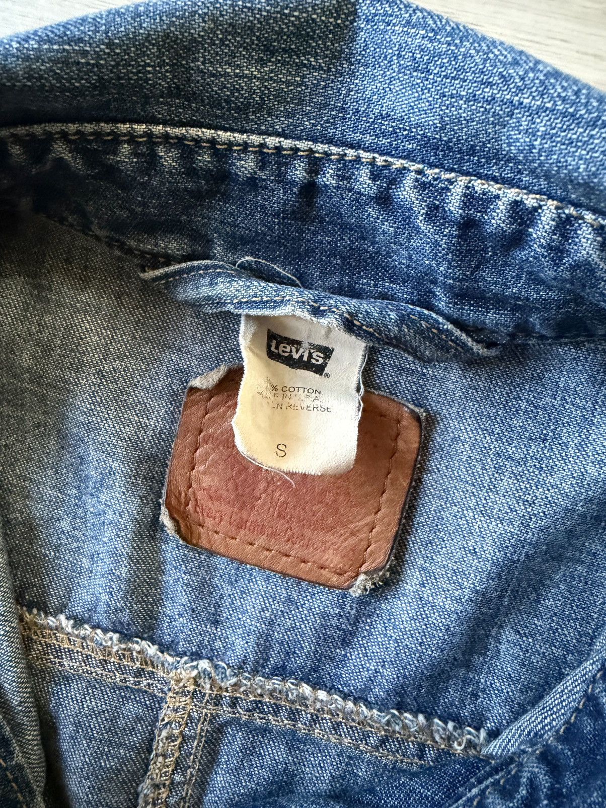 Levi's Vintage Levis Denim Trucker Jacket Sz Small Made In USA Size S / US 4 / IT 40 - 6 Thumbnail