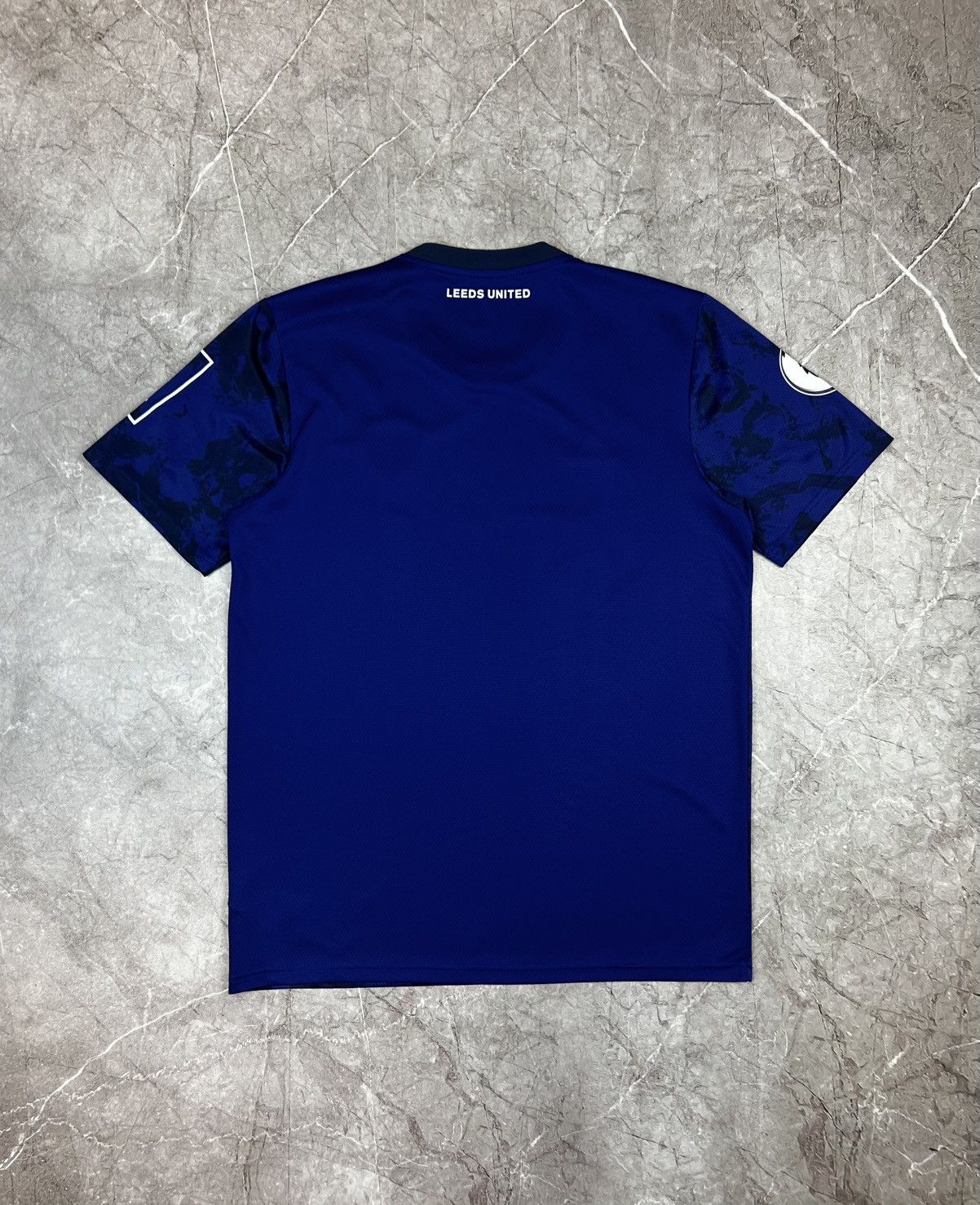 Adidas LEEDS UNITED 2021 2022 AWAY SHIRT JERSEY ADIDAS H57060 Size US L / EU 52-54 / 3 - 2 Thumbnail