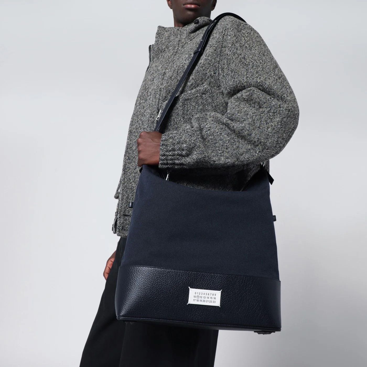 Maison Margiela o1d2blof0526 Size: OS / Medium 5AC Bag in Blue Size ONE SIZE - 2 Thumbnail