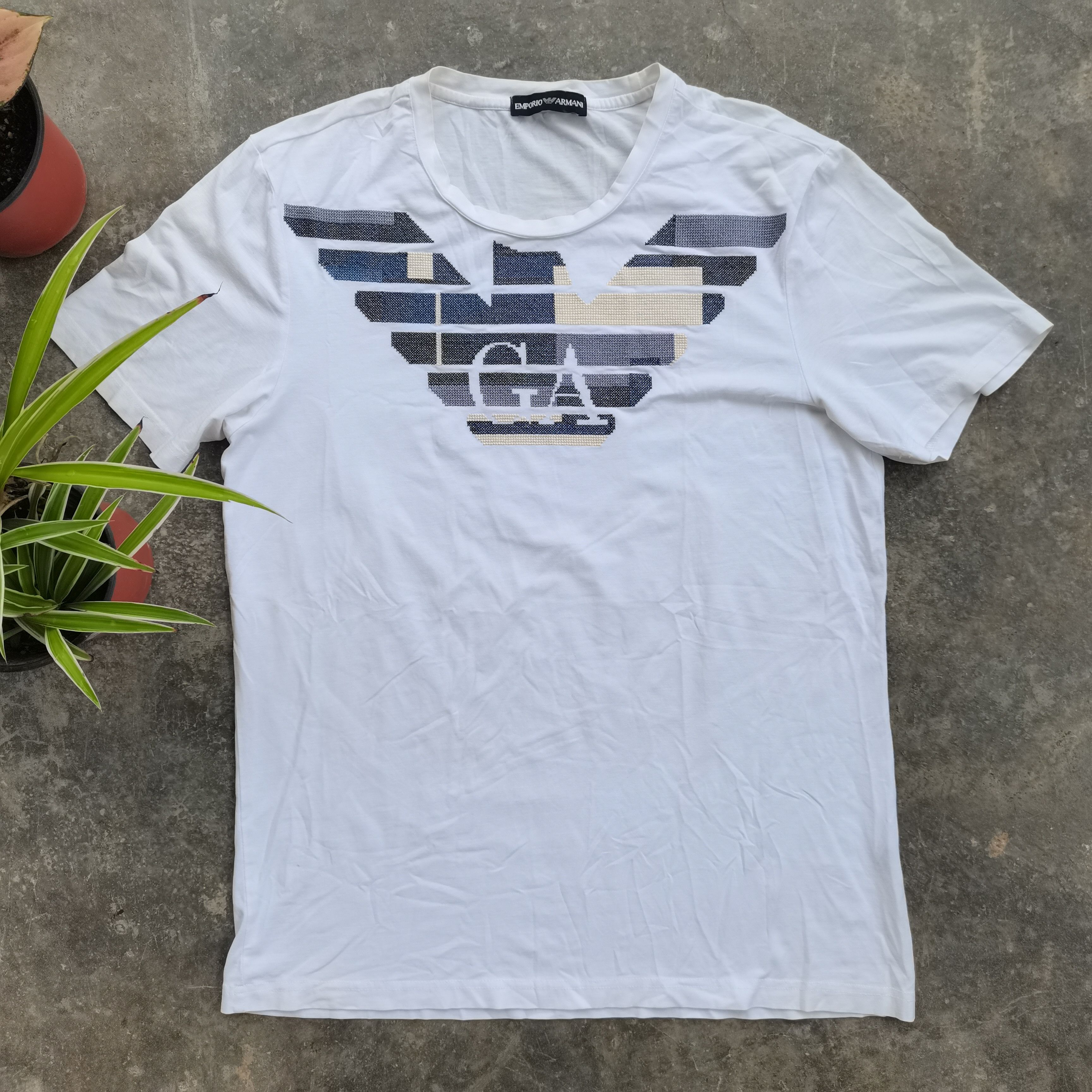 Tシャツ・カットソー EMPORIO ARMANI Men T Shirts EM000983AF13669 U0003 White 20655598_51231250_600.jpg