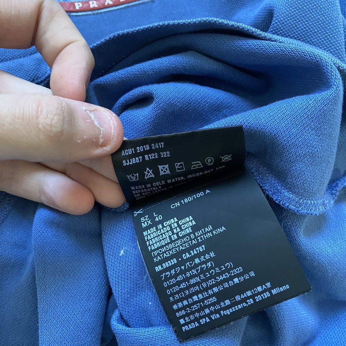 Prada Prada polo Luxury Size US L / EU 52-54 / 3 - 7 Thumbnail