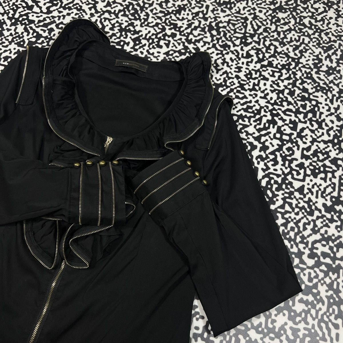 Japanese Brand Vintage Y2K Japanese Zip Asymmetrical Style Blouses Shirt Size M / US 6-8 / IT 42-44 - 9 Thumbnail