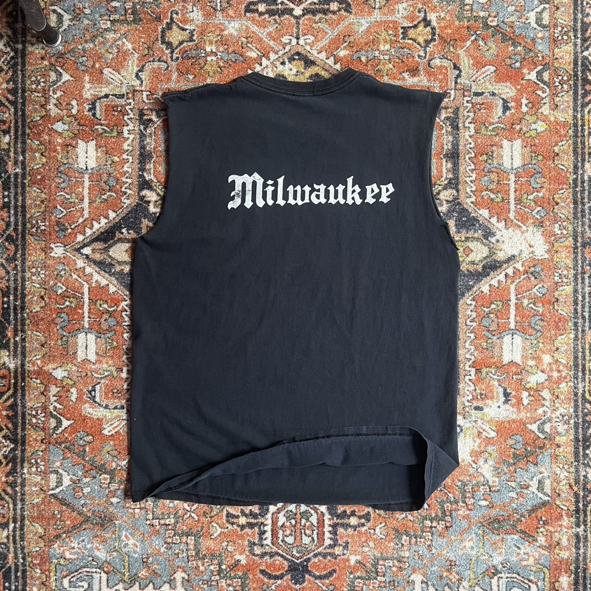 Gildan 2010 Dawn of the dead Milwaukee biker tank top skeletons Size US L / EU 52-54 / 3 - 8 Thumbnail