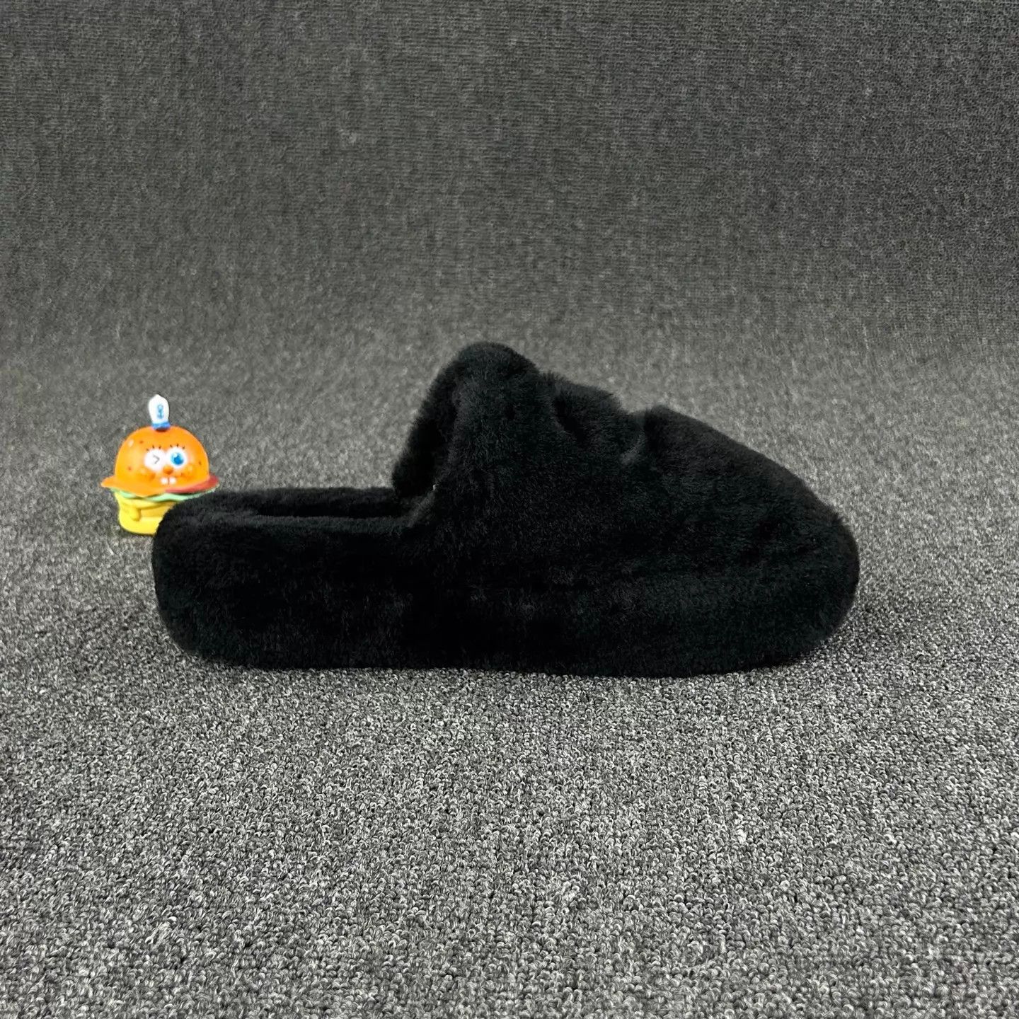 Chanel Chanel Black Fur Slippers Size 39 New Size US 8.5 / IT 38.5 - 4 Thumbnail