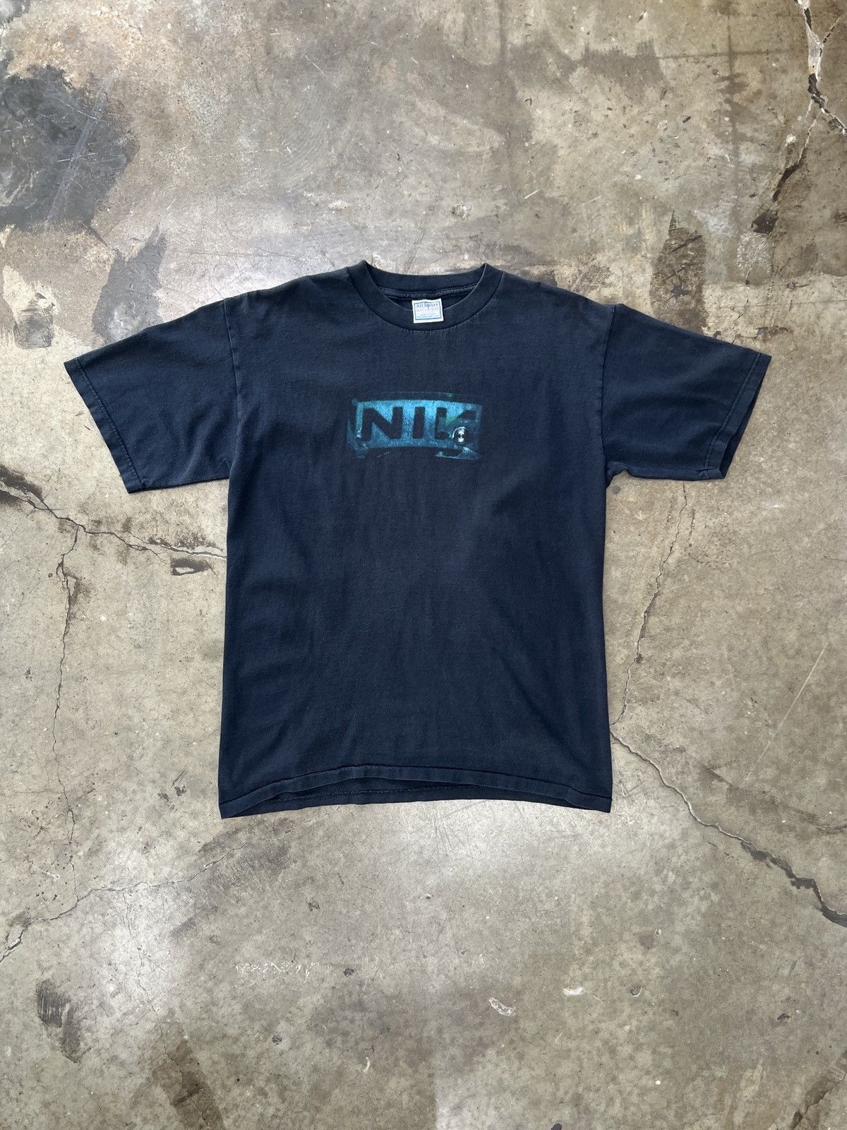 Band Tees Vintage Nine Inch Nails NIN Nothing Rock Band Tee Large Size US L / EU 52-54 / 3 - 2 Thumbnail