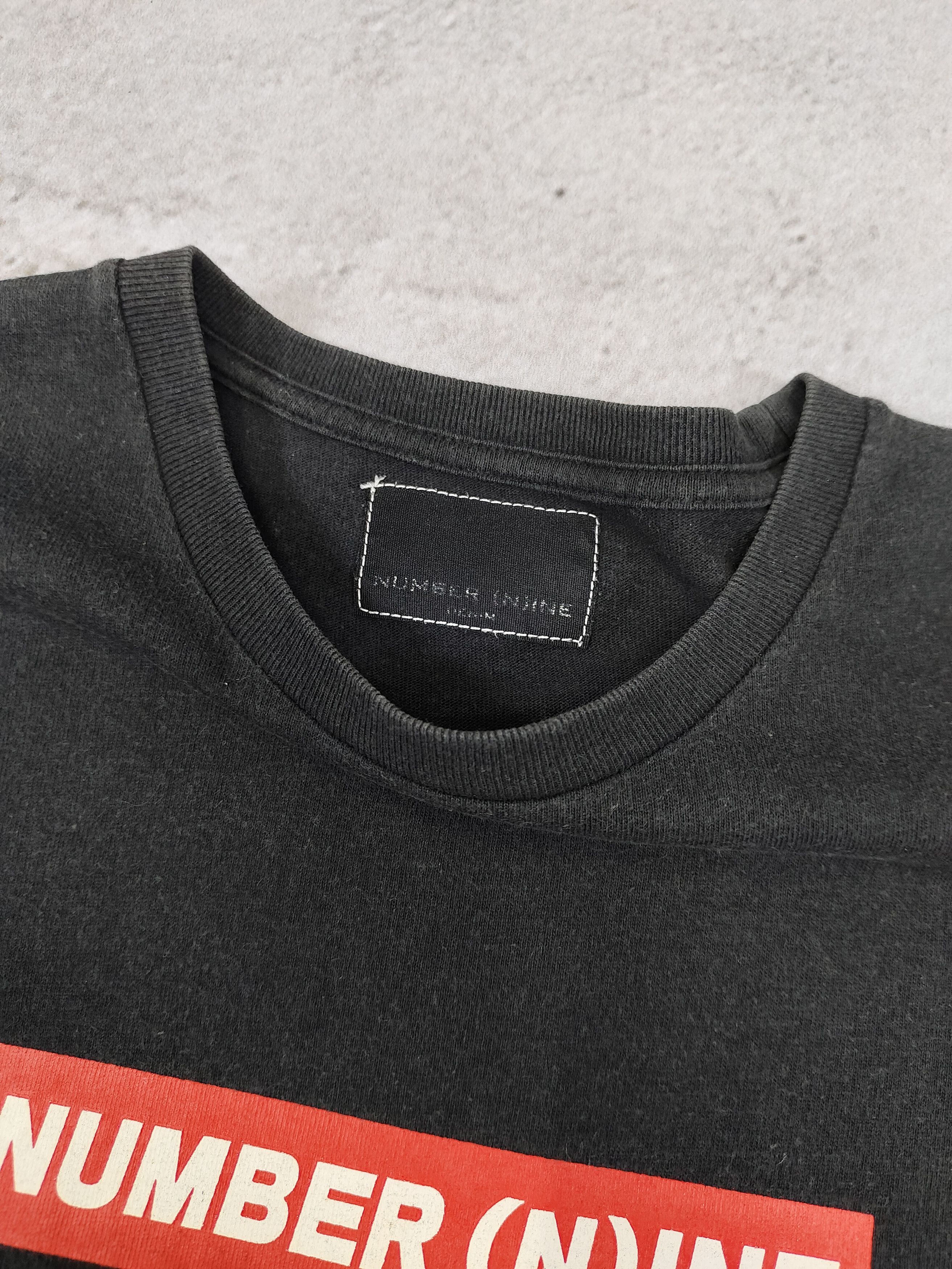 Number (N)ine 00s Number (N)ine 🇯🇵 Red Box Logo Graphic TShirt Size US M / EU 48-50 / 2 - 5 Thumbnail