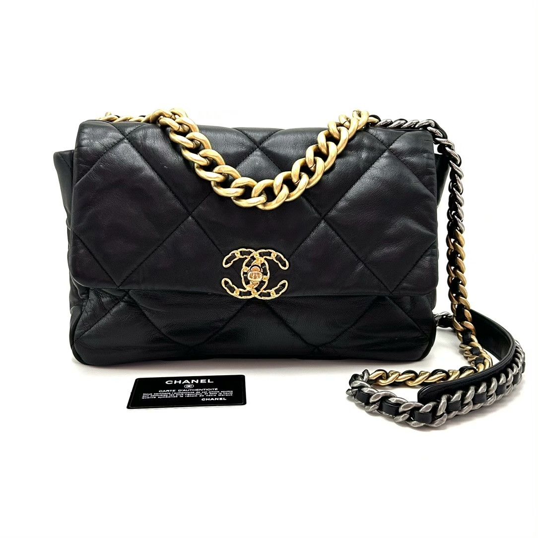 Chanel Pre-loved Bag Very good condition Size ONE SIZE - 1 Thumbnail