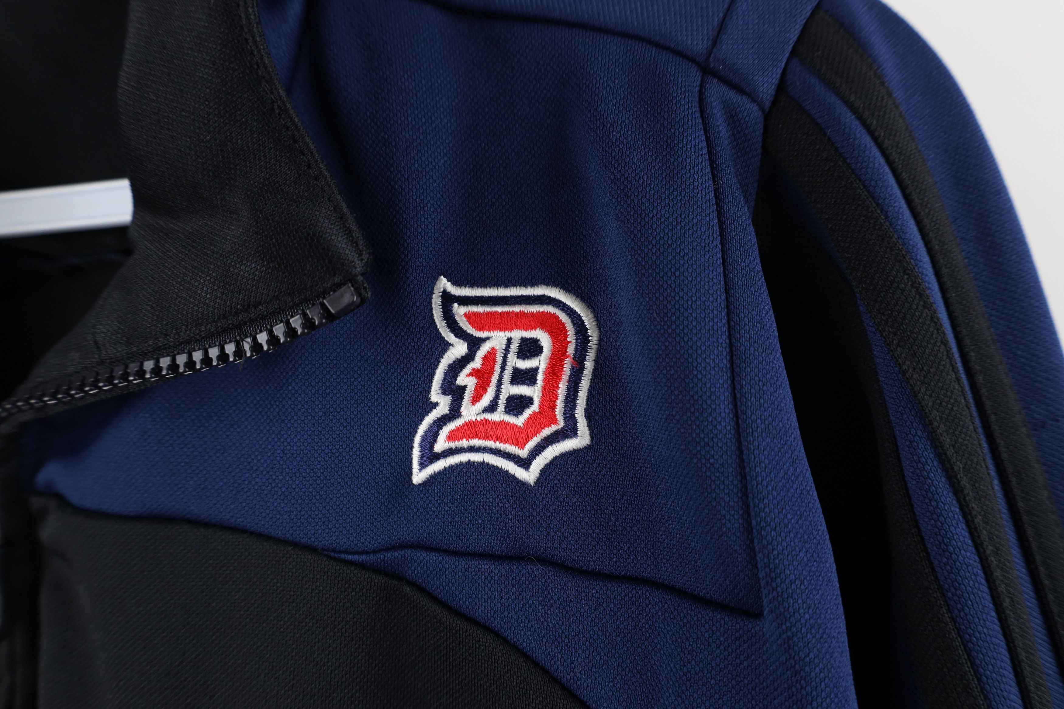 Adidas × Vintage Adidas Duquesne University Soccer Half Zip Pullover Jacket Size US M / EU 48-50 / 2 - 5 Thumbnail