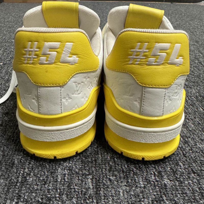 Louis Vuitton Louis Vuitton Trainer Low Top Sneakers in White and Yellow Size US 10.5 / IT 40.5 - 3 Thumbnail