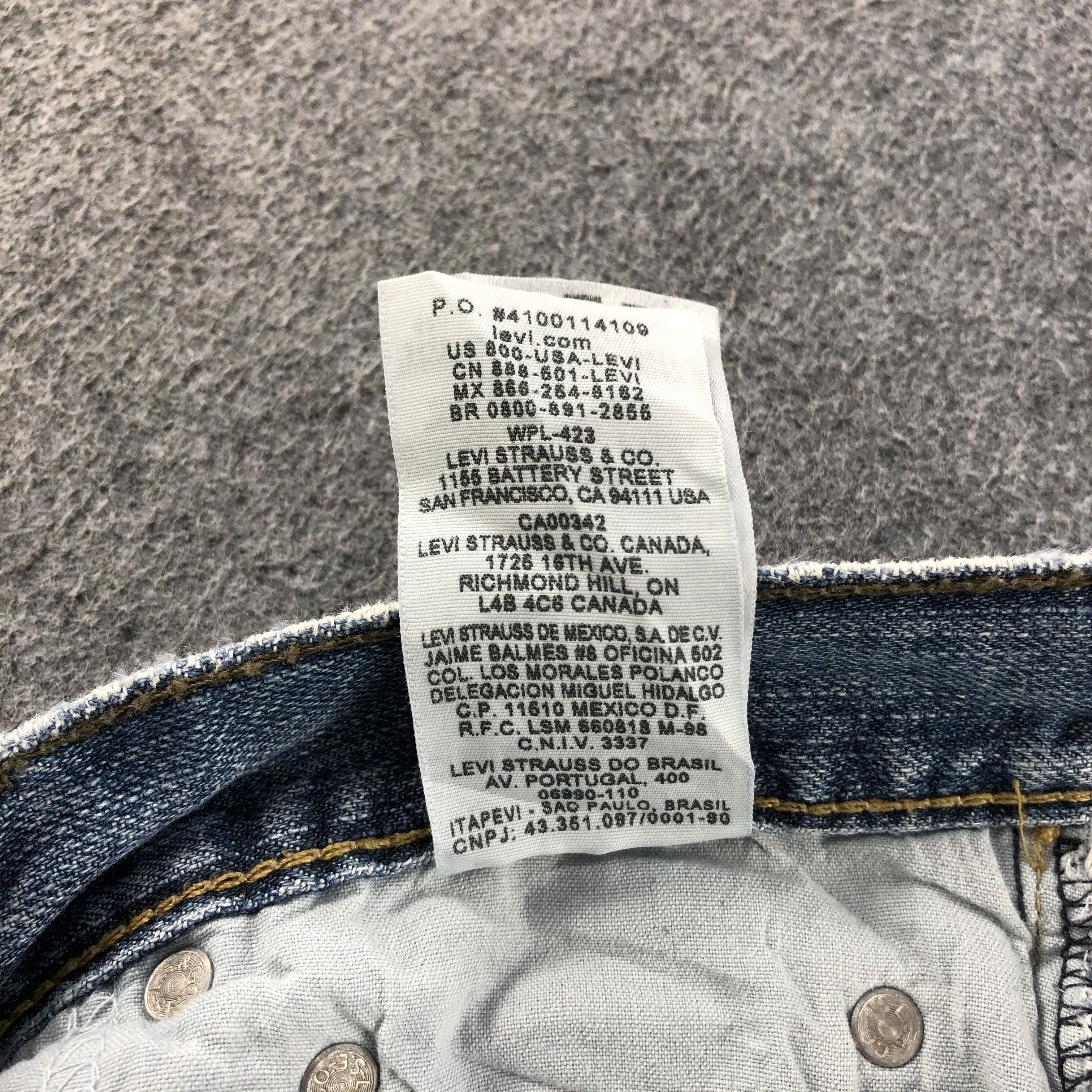 Levi's Vintage Mid Blue Levis 514 Jeans-J1277 Size US 30 / EU 46 - 12 Thumbnail