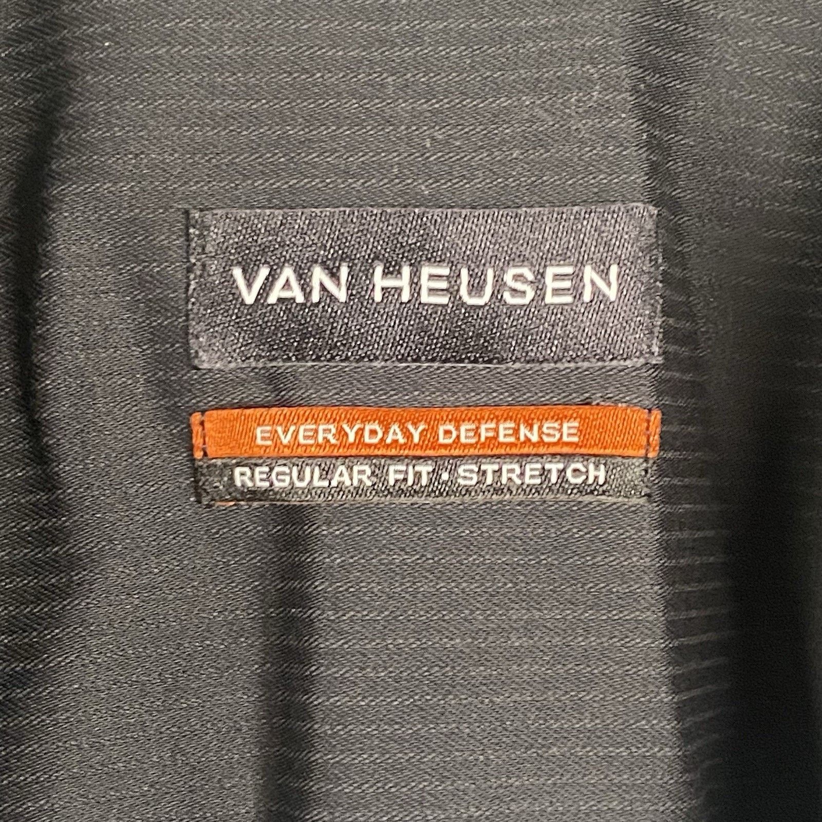 Van Heusen Van Heusen Shirt Mens XL 17-17.5 Black Everyday Defense Size US XL / EU 56 / 4 - 4 Thumbnail