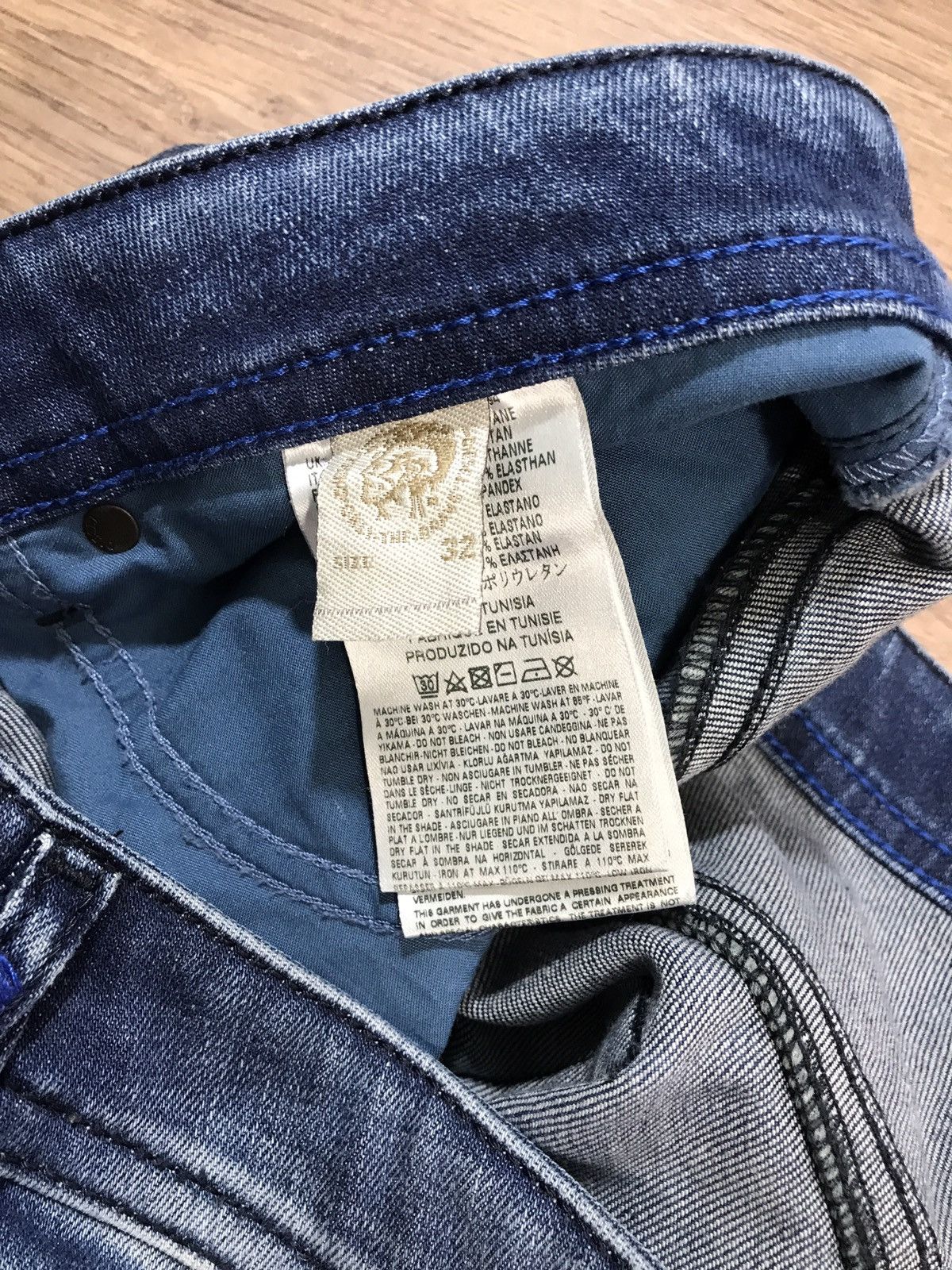 Diesel Vintage Diesel Thommer Distressed denim pants jeans size 32 Size US 32 / EU 48 - 10 Thumbnail