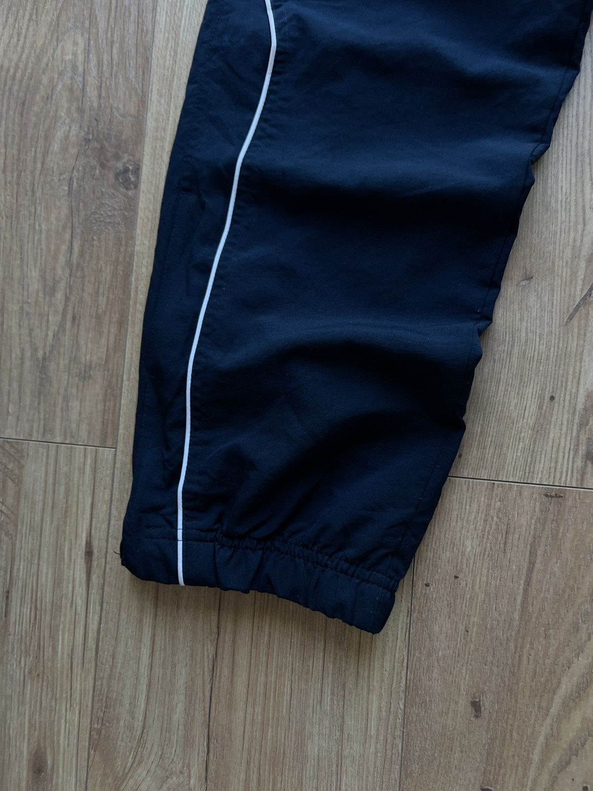 Nike 00’s NIKE SWOOSH LOGO GORPCORE TRACK PANTS Y2K Size US 32 / EU 48 - 4 Thumbnail