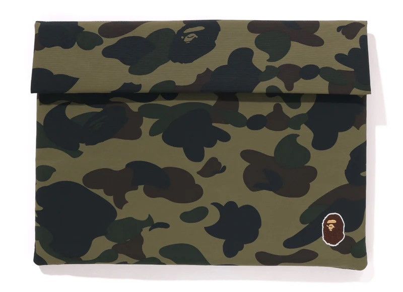 Bape Bape 15 Inch Case Size ONE SIZE - 1 Thumbnail