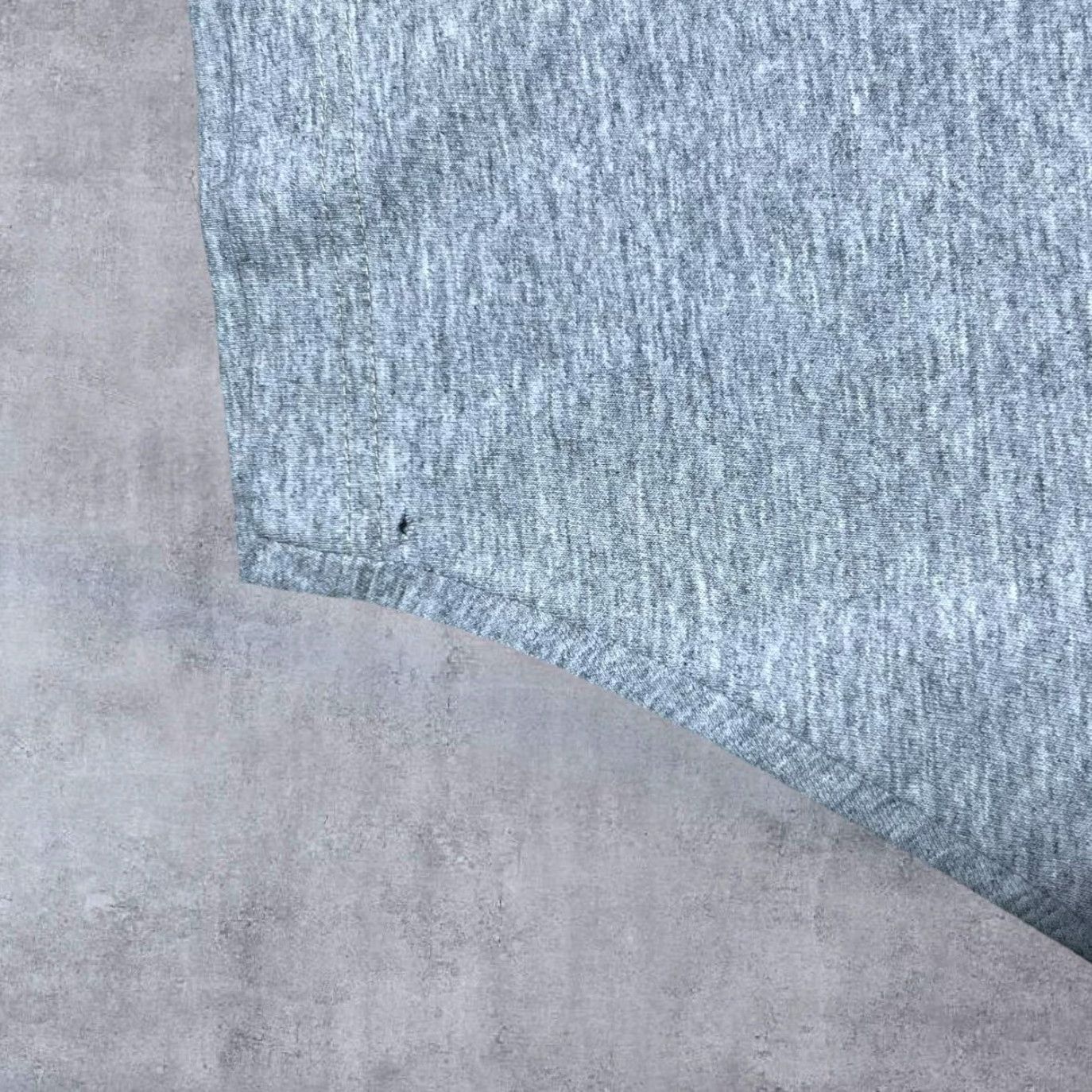 Tommy Hilfiger VINTAGE Tommy Hilfiger Big Logo Spellout Graphic Grey T-Shirt XL Men's Shirt 90s"} Size US XL / EU 56 / 4 - 6 Thumbnail