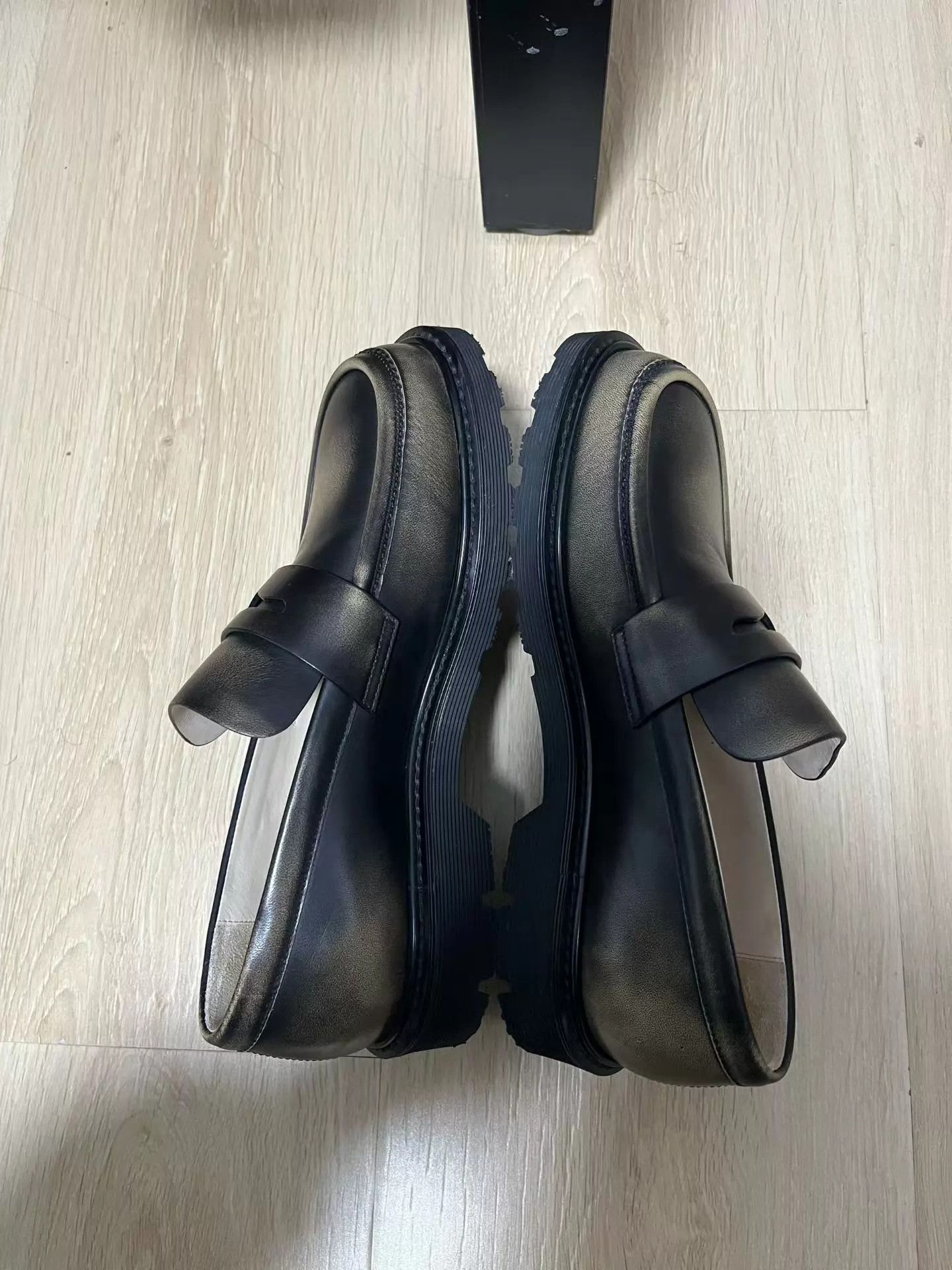 Loewe LOEWE Loafer 37 1 wear Original Box & Accs Size US 6.5 / IT 36.5 - 5 Thumbnail