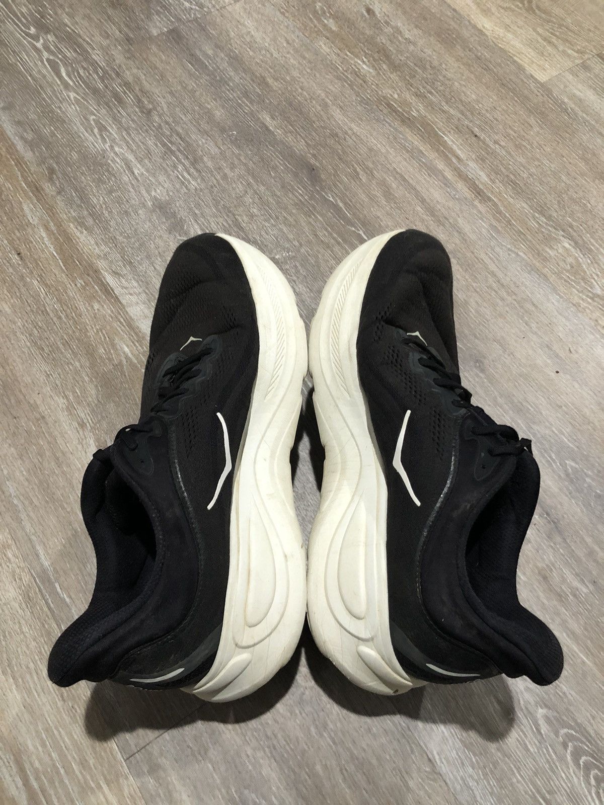 Hoka Hoka Bondi 9 Shoes Mens Size 15 2E Wide Black White Running Size US 15 / EU 48 - 7 Thumbnail