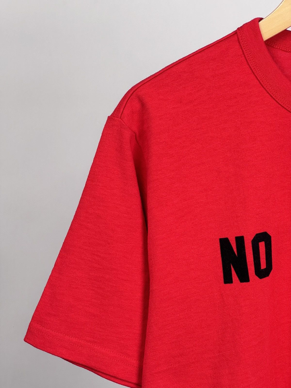 Supreme UNWORN* 'NO THANKS' tee M Size US M / EU 48-50 / 2 - 4 Thumbnail