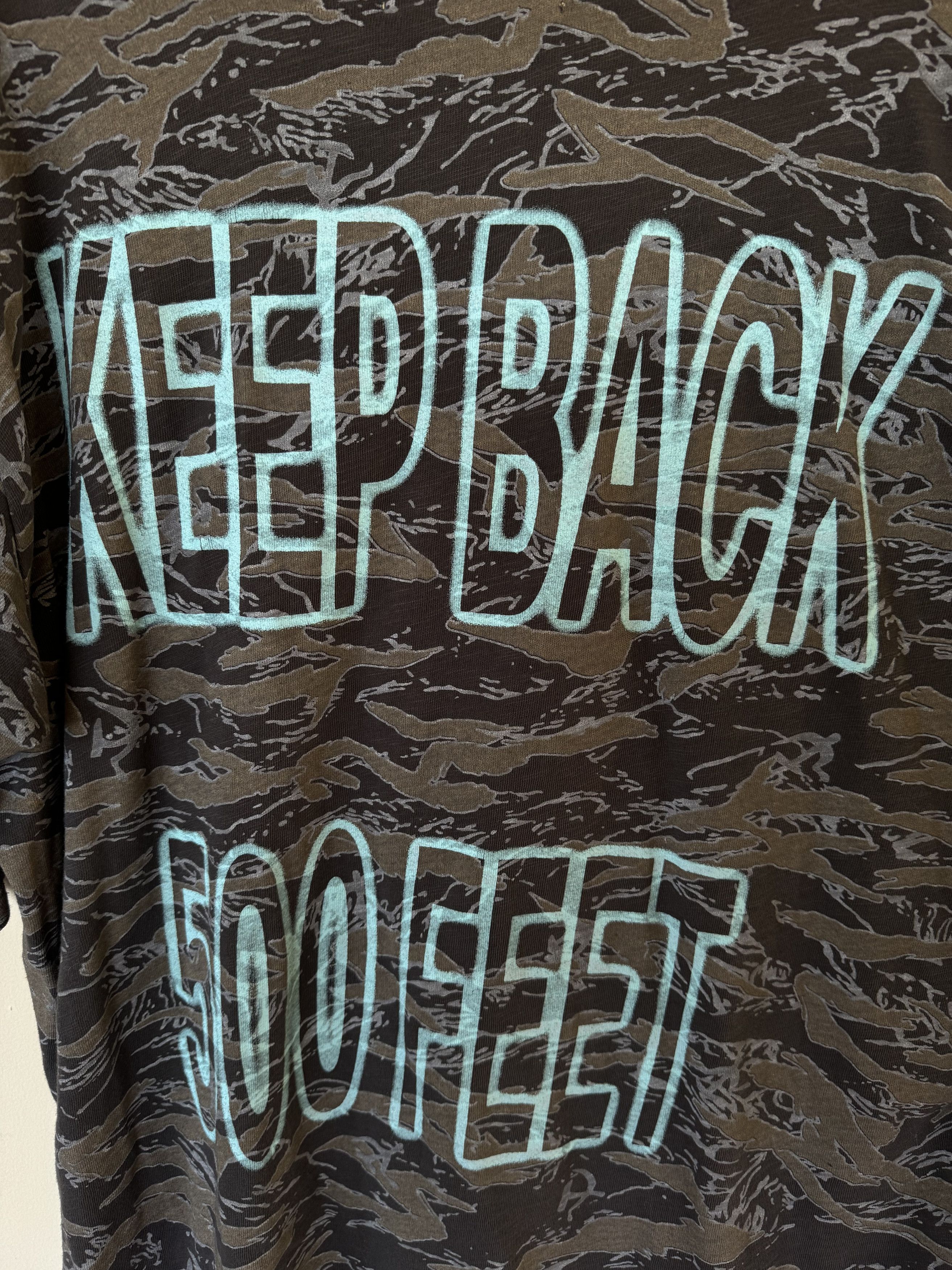 Siberia Hills Siberia Hills Camo Tee KEEP BACK 500 FEET Size US XXL / EU 58 / 5 - 5 Thumbnail