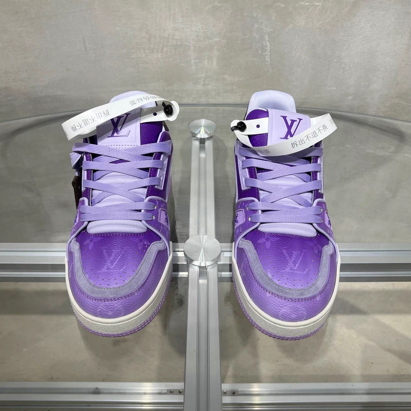 Louis Vuitton LV Trainer New Gradient Purple UK3 Size US 5.5 / IT 35.5 - 1 Thumbnail