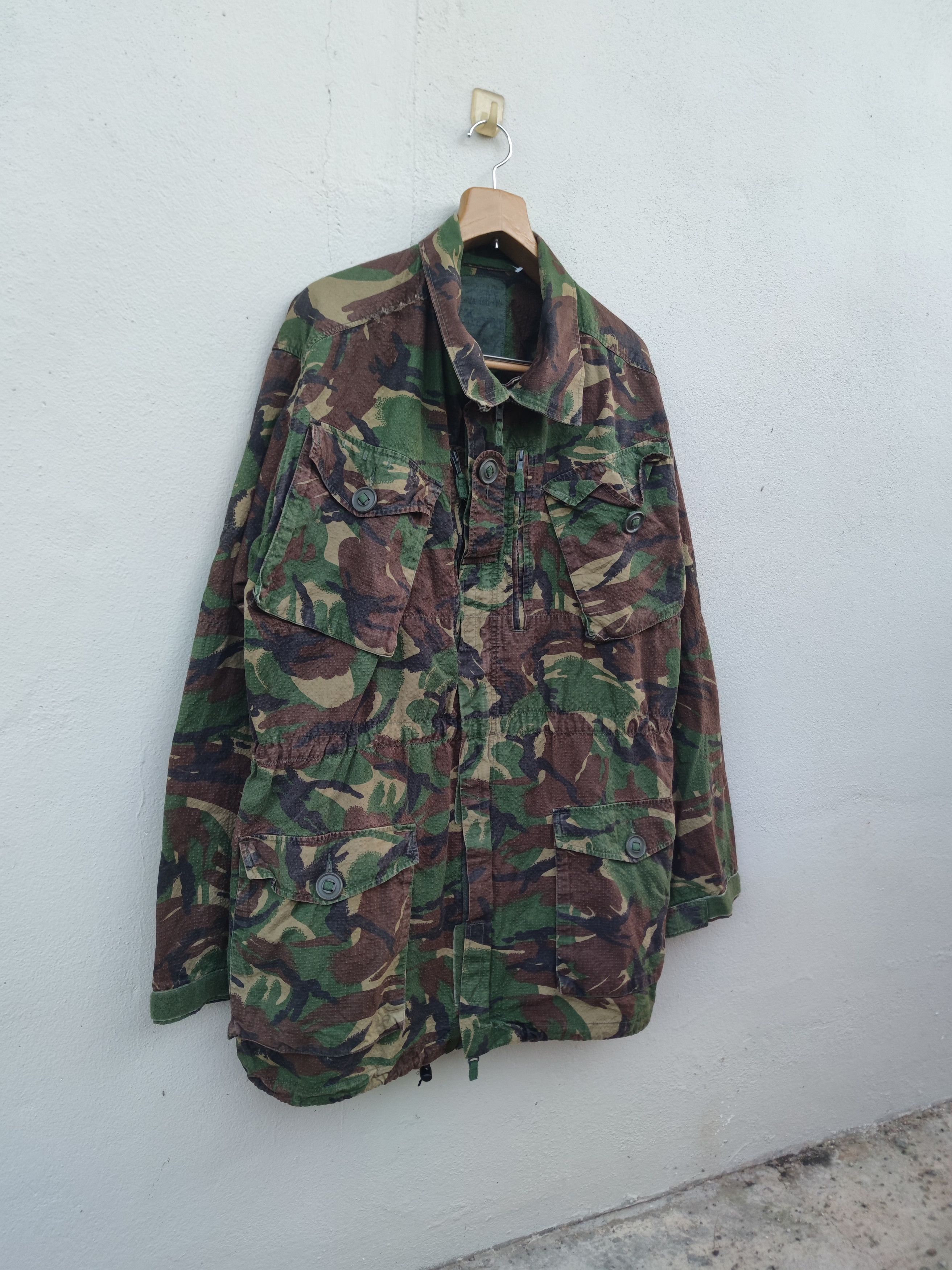 Vintage Vintage British Army DPM Camouflage Jacket Size US XL / EU 56 / 4 - 4 Thumbnail
