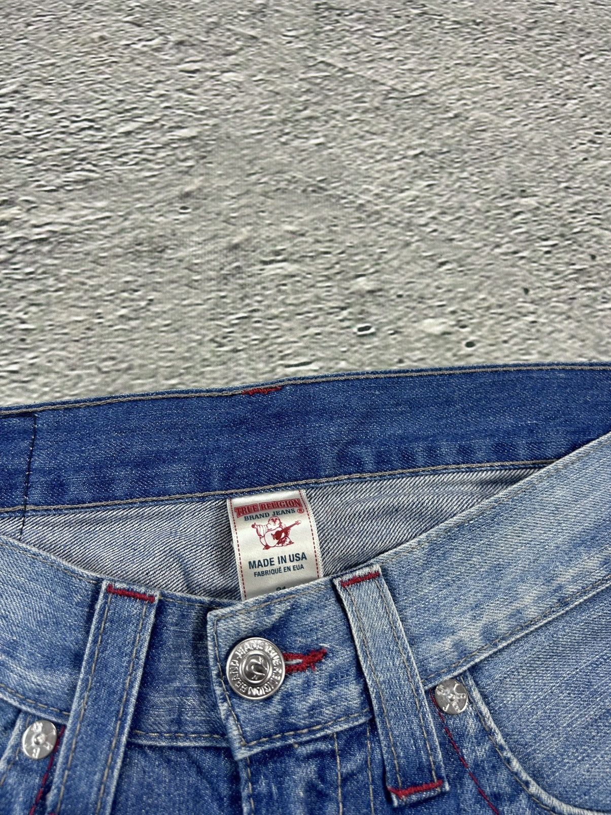 True Religion True Religion vintage blue jeans straight red logo Y2K Size US 31 - 6 Thumbnail