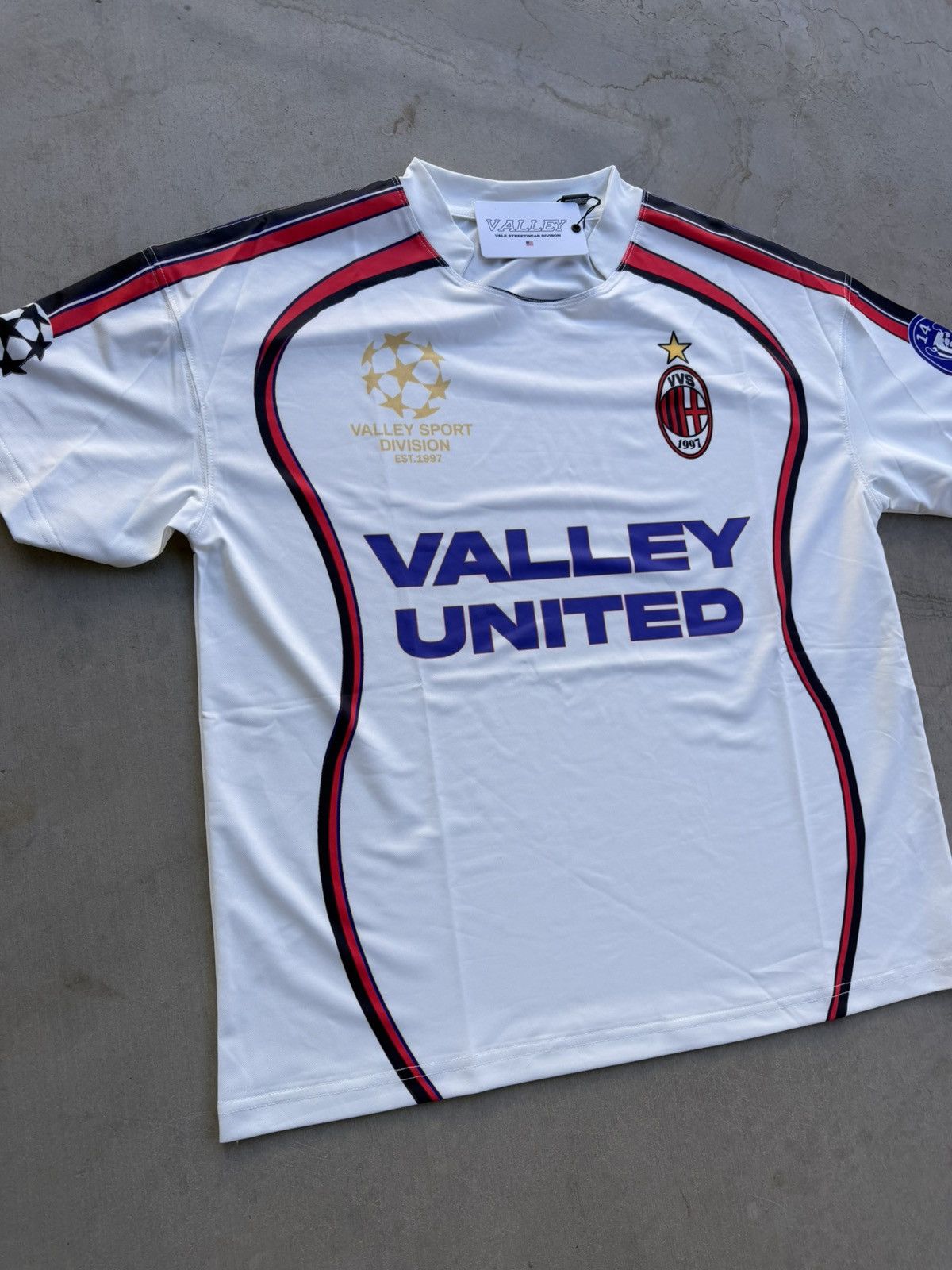 Vale Vale Forever United Football Jersey Size Medium NWT Size US M / EU 48-50 / 2 - 3 Thumbnail