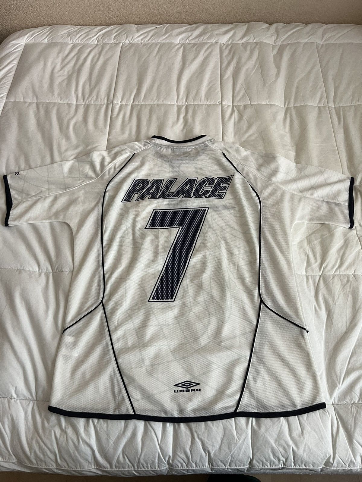 Palace × Umbro Palace Umbro Home Shirt Jersey White Size