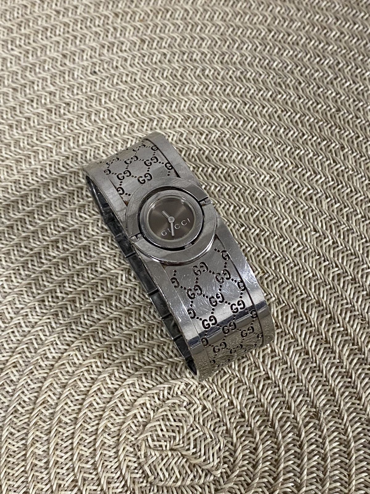 Gucci Vintage Gucci Twirl Watch Reversible Bangle Cuff GG Monogram Size ONE SIZE - 1 Thumbnail
