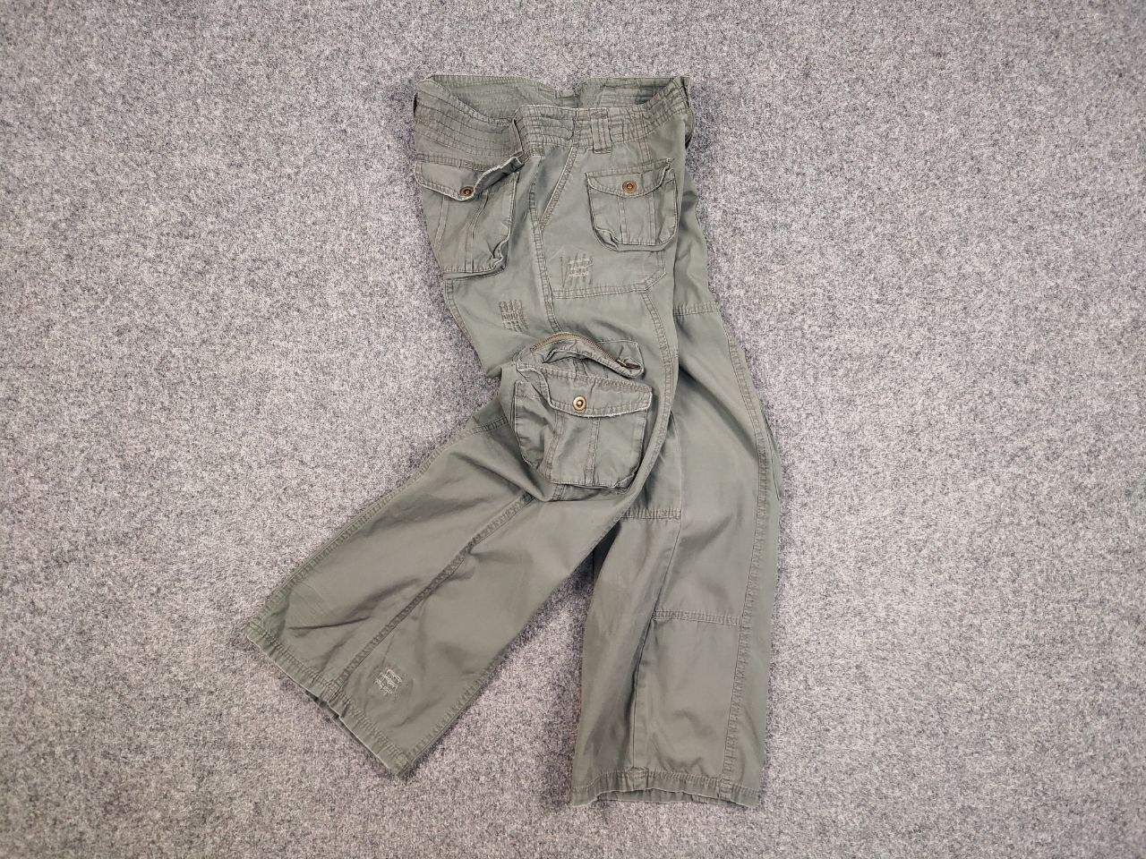 Japanese Brand Vintage 90's Japanese Style Baggy Cargo Military Wmns Pants Size 28" / US 6 / IT 42 - 8 Thumbnail