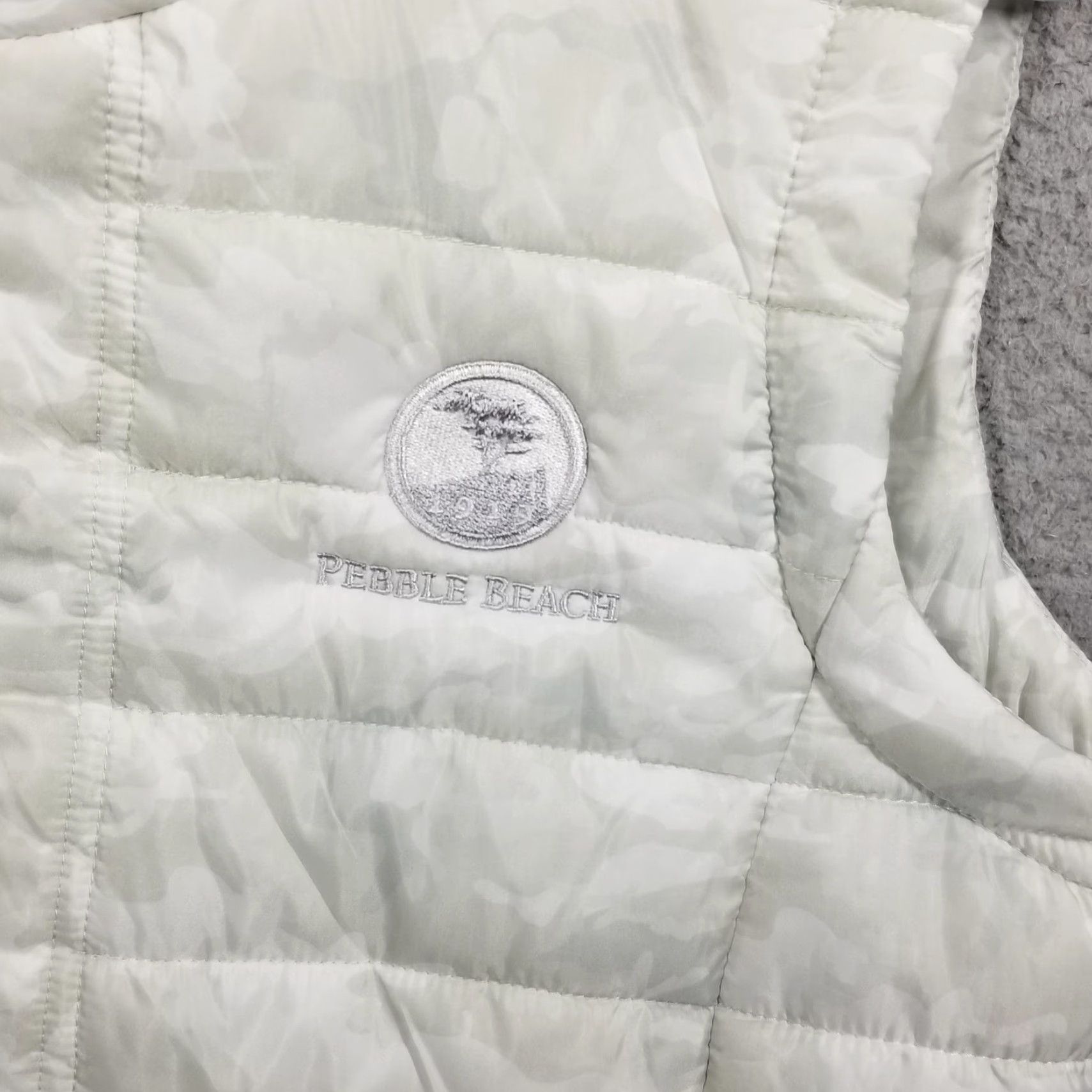 Vintage Straight Down Vest Womens Medium White Camo Quilted Puffer Zip Golf Pebble Beach Size M / US 6-8 / IT 42-44 - 3 Thumbnail